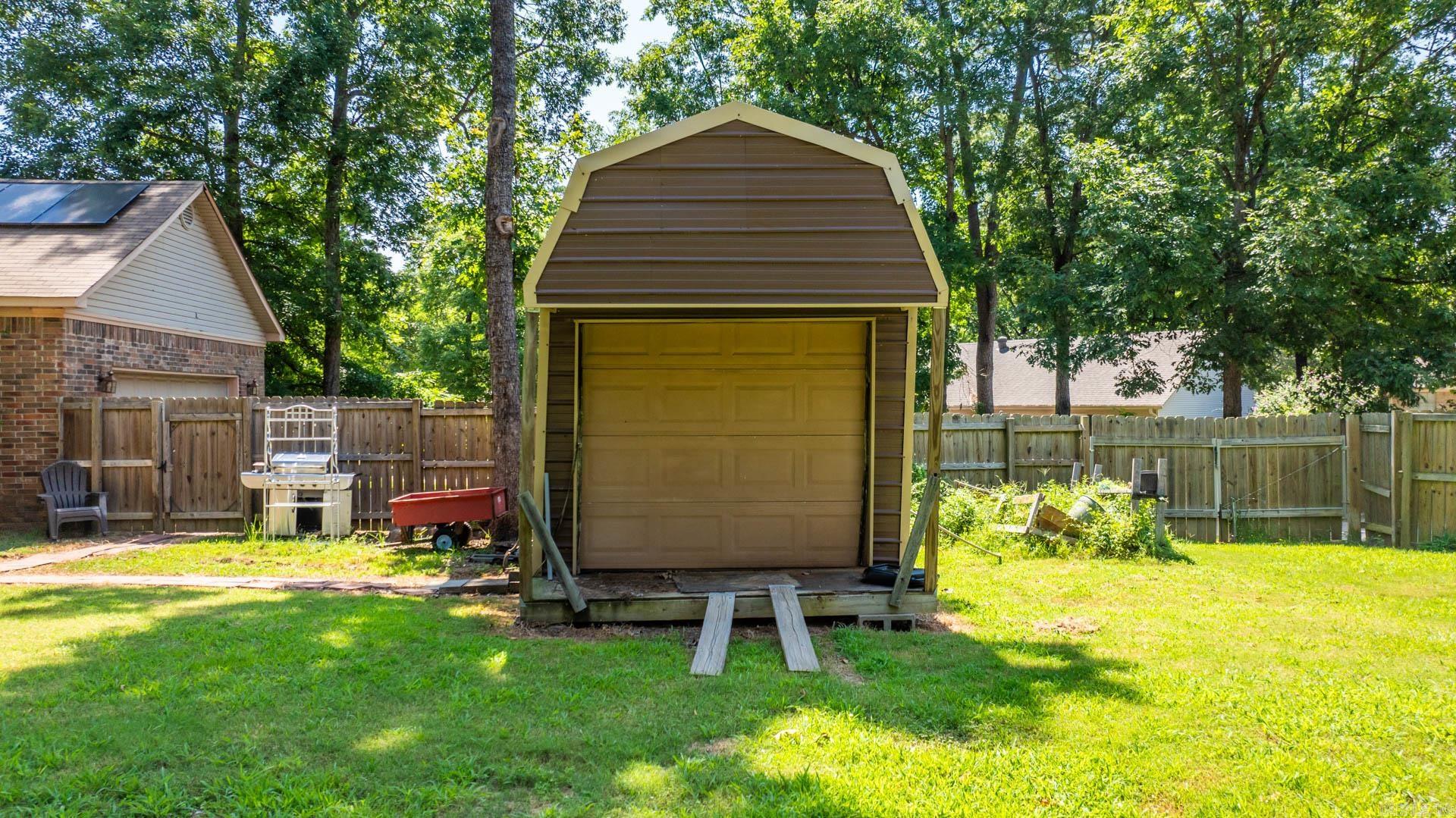 GARDEN OAKS ADDN - Residential