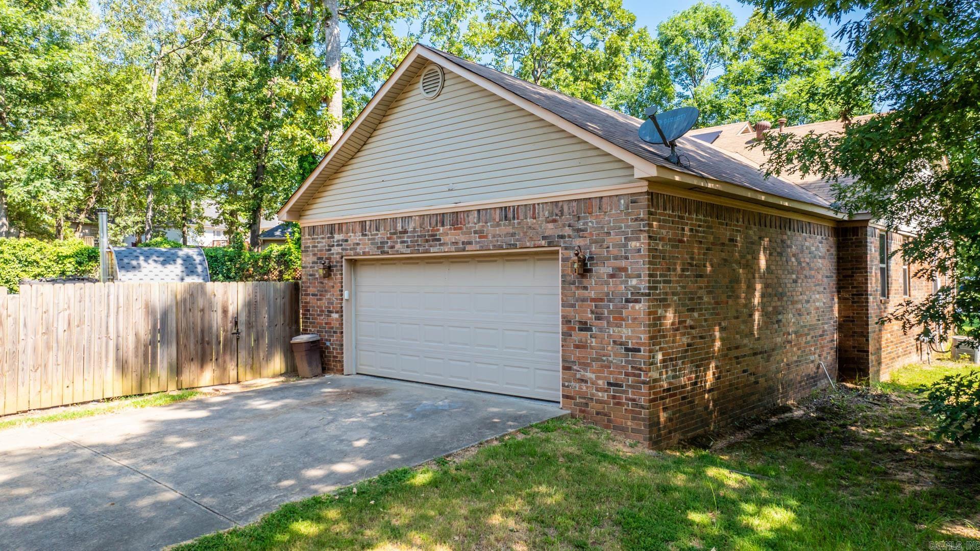 GARDEN OAKS ADDN - Residential