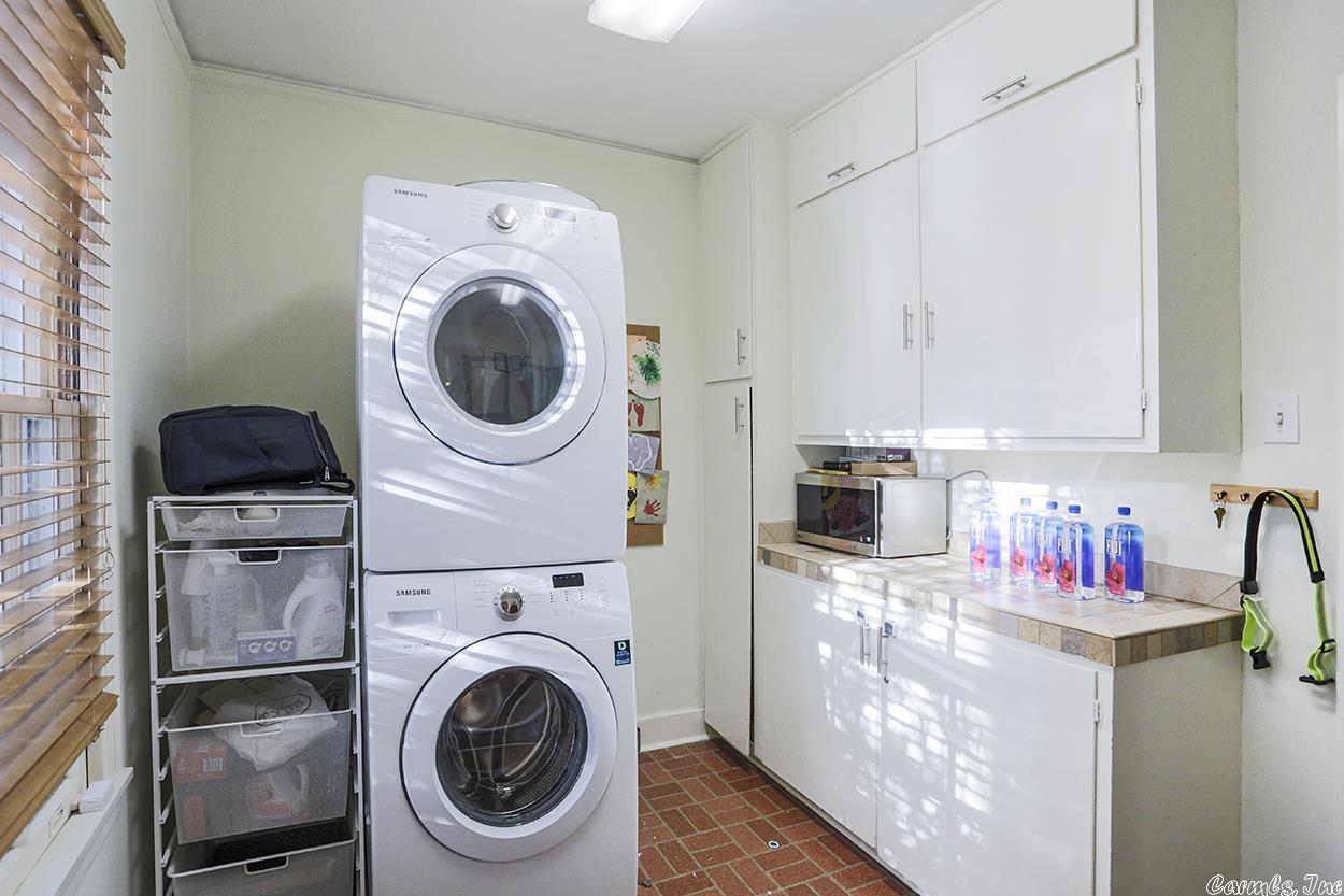 SHADOWLAWN - Residential