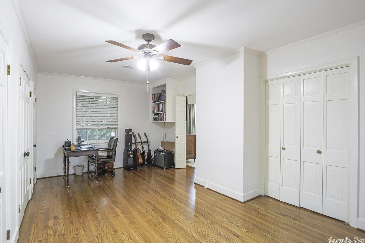 SHADOWLAWN - Residential