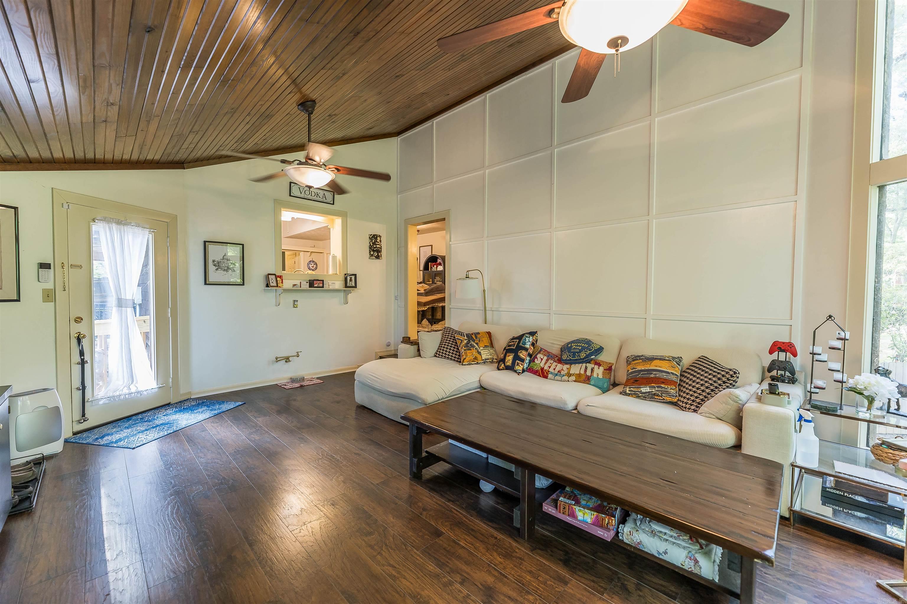 CHEEROKEE HILLS 3 - Residential