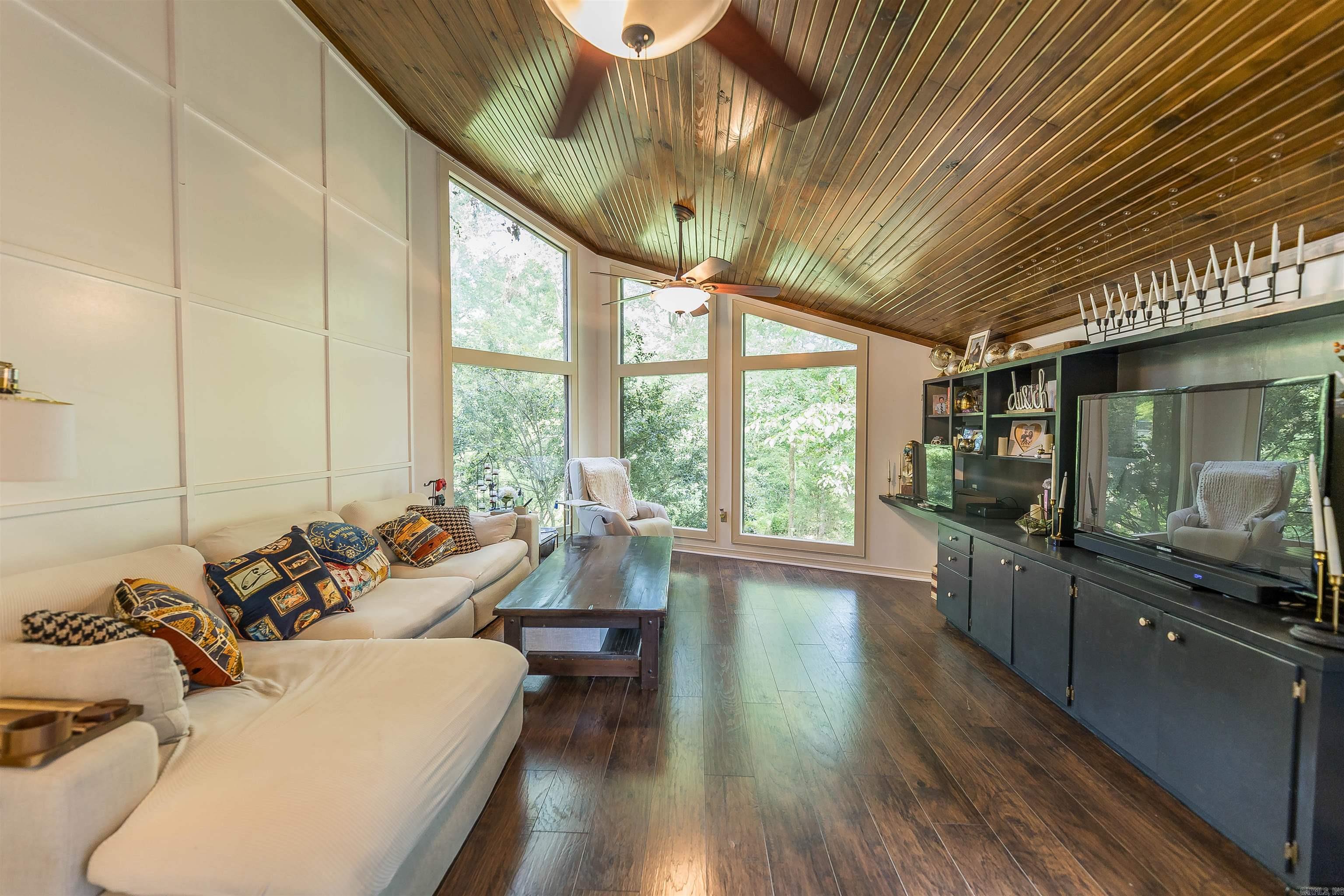CHEEROKEE HILLS 3 - Residential