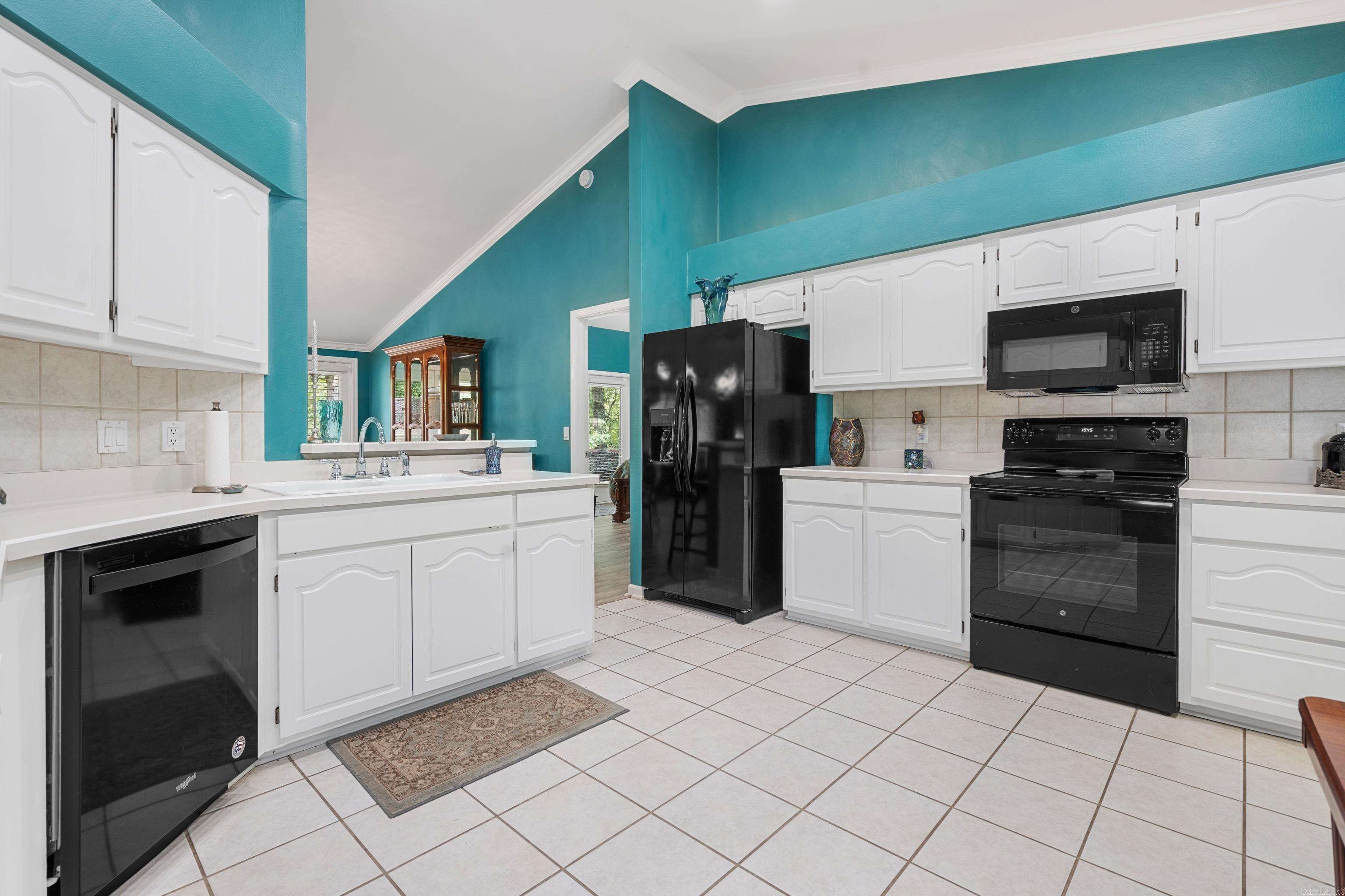 Magellan Courts - Residential