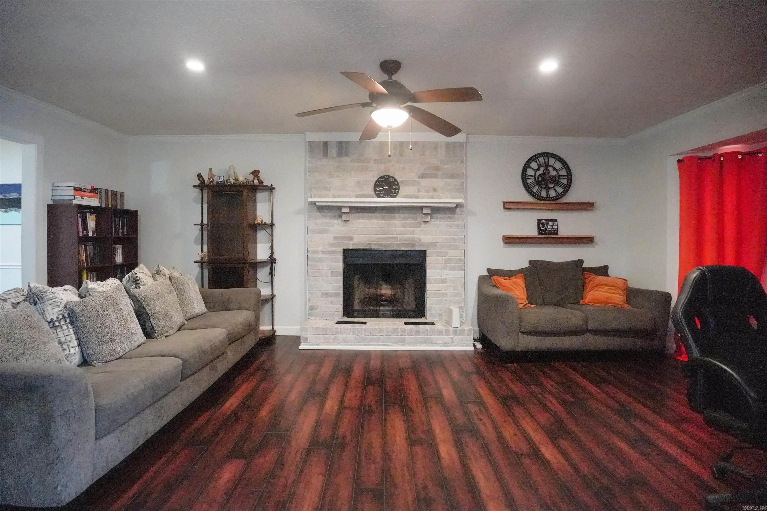 INDIAN RIDGE - Residential