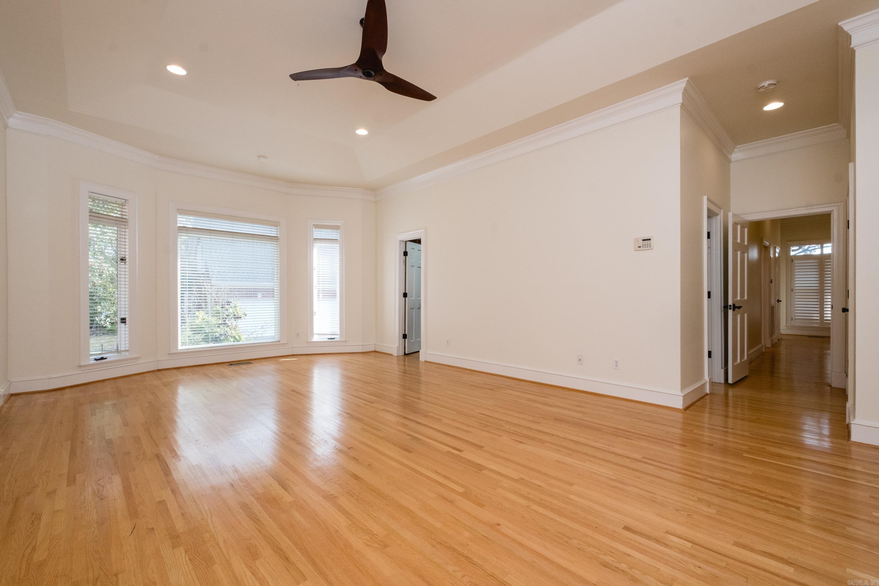 CHENAL VALLEY CHENAL CIRCLE - Residential