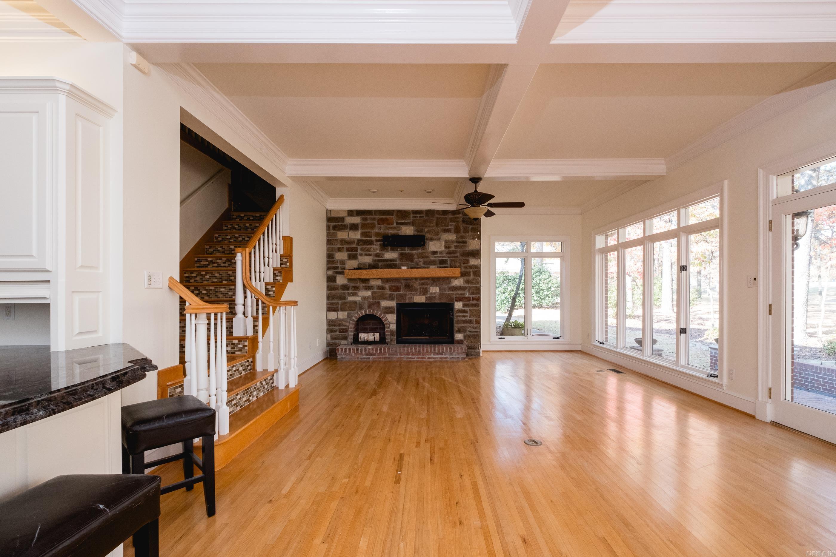 CHENAL VALLEY CHENAL CIRCLE - Residential