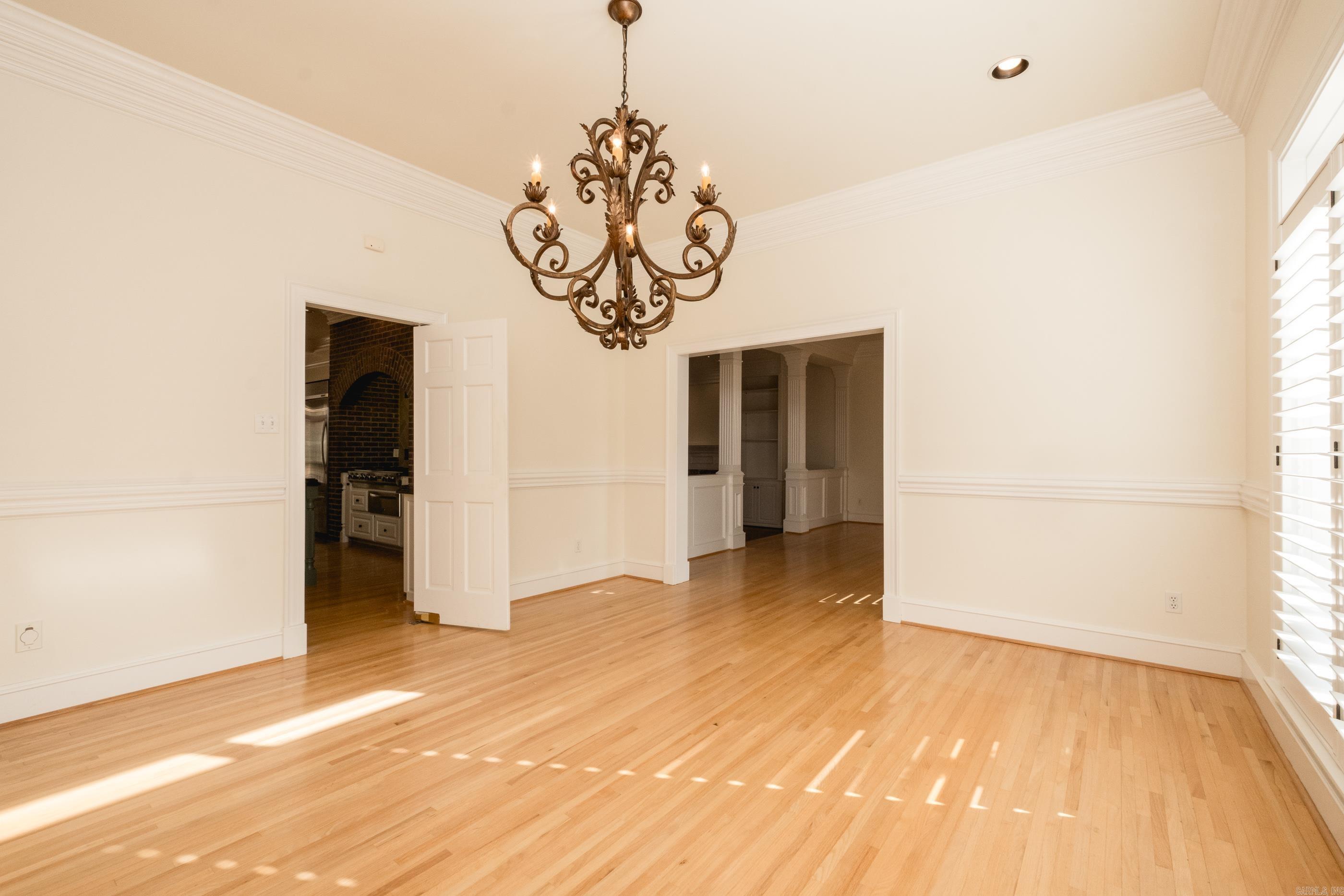 CHENAL VALLEY CHENAL CIRCLE - Residential