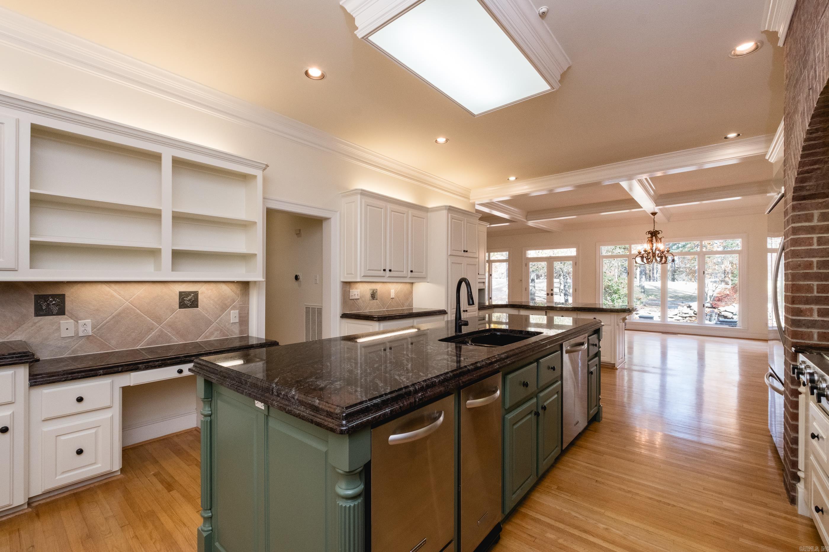 CHENAL VALLEY CHENAL CIRCLE - Residential