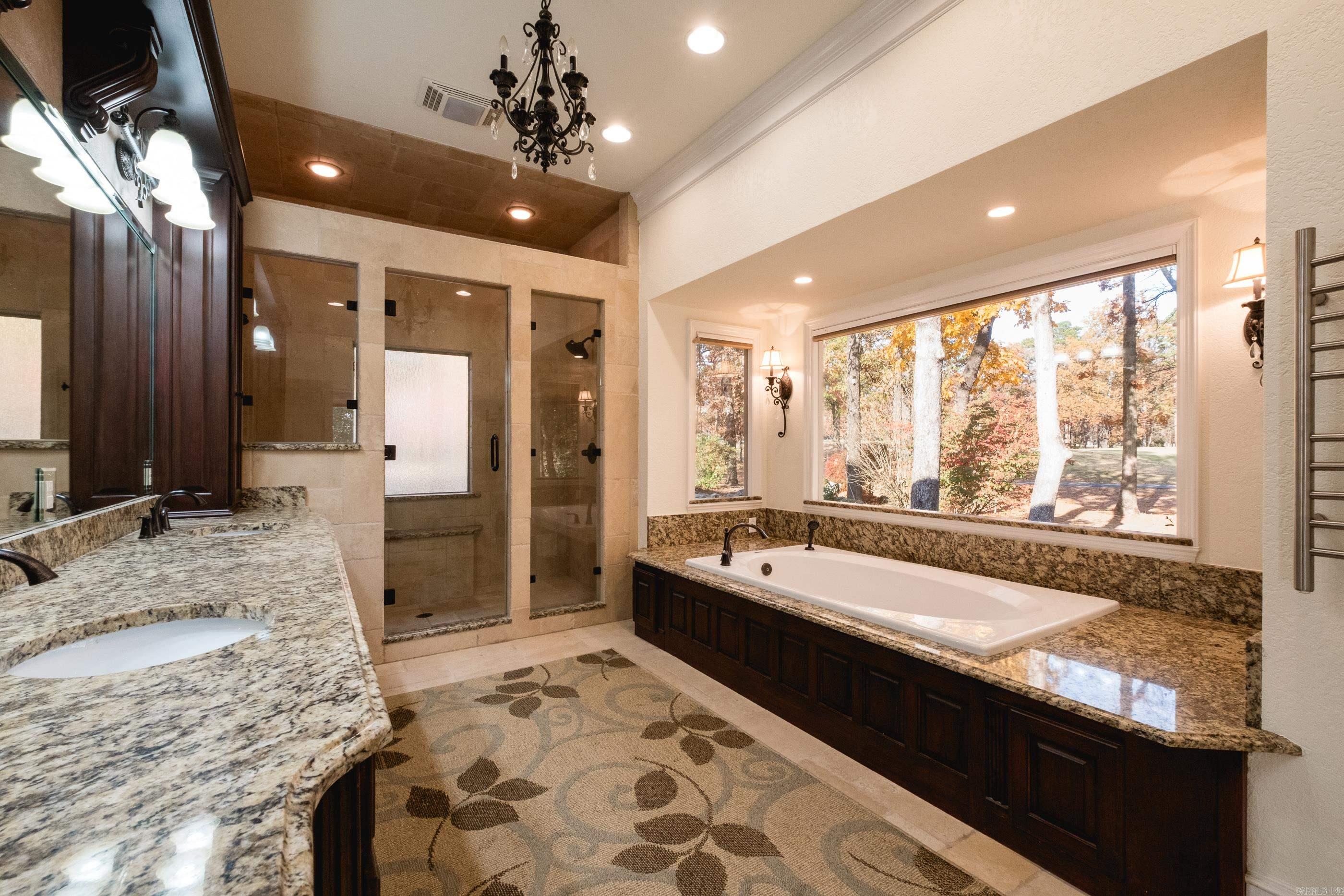 CHENAL VALLEY CHENAL CIRCLE - Residential