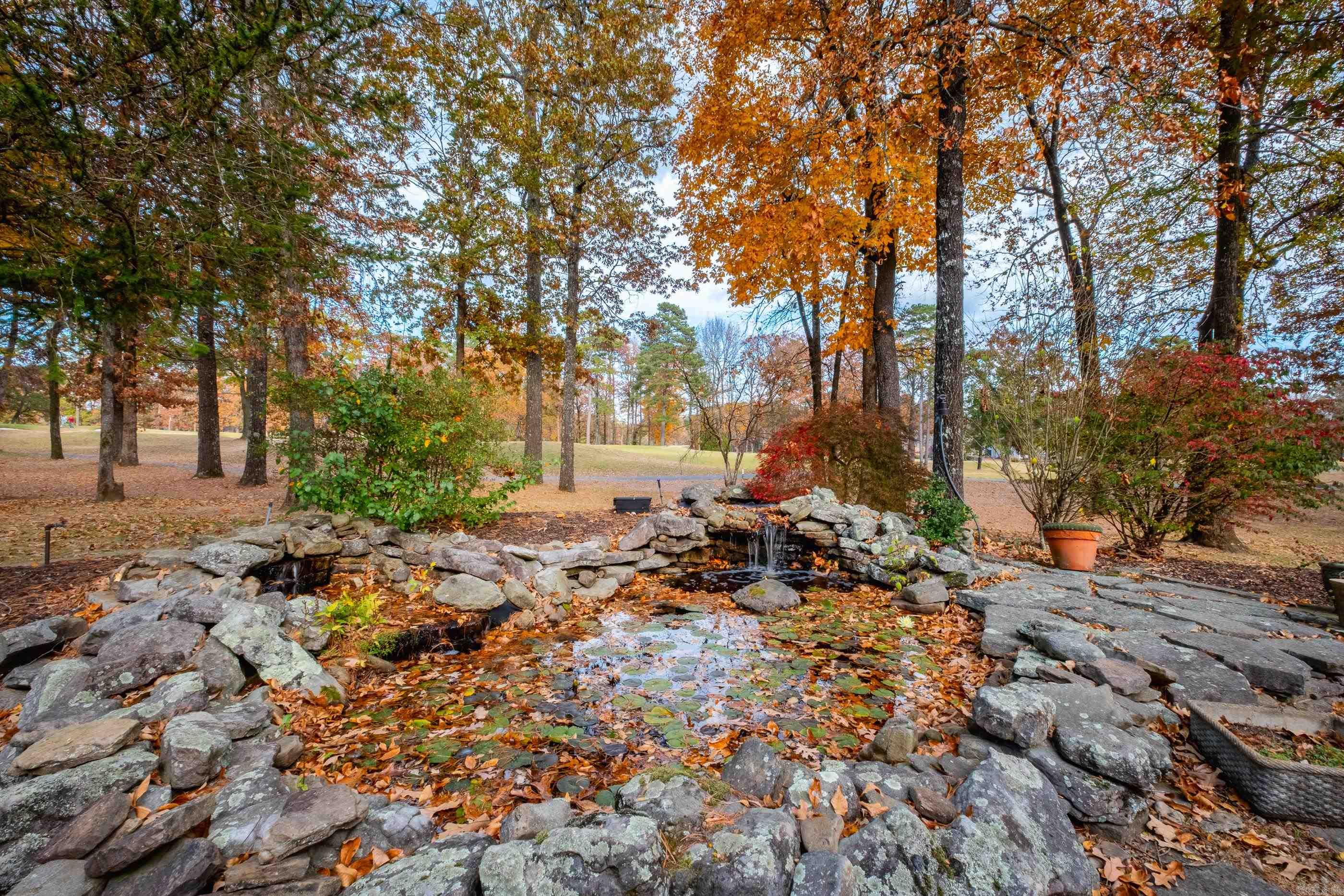 CHENAL VALLEY CHENAL CIRCLE - Residential