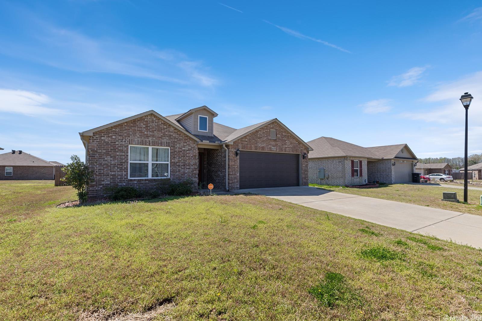 TRAMMEL ESTATES - Residential