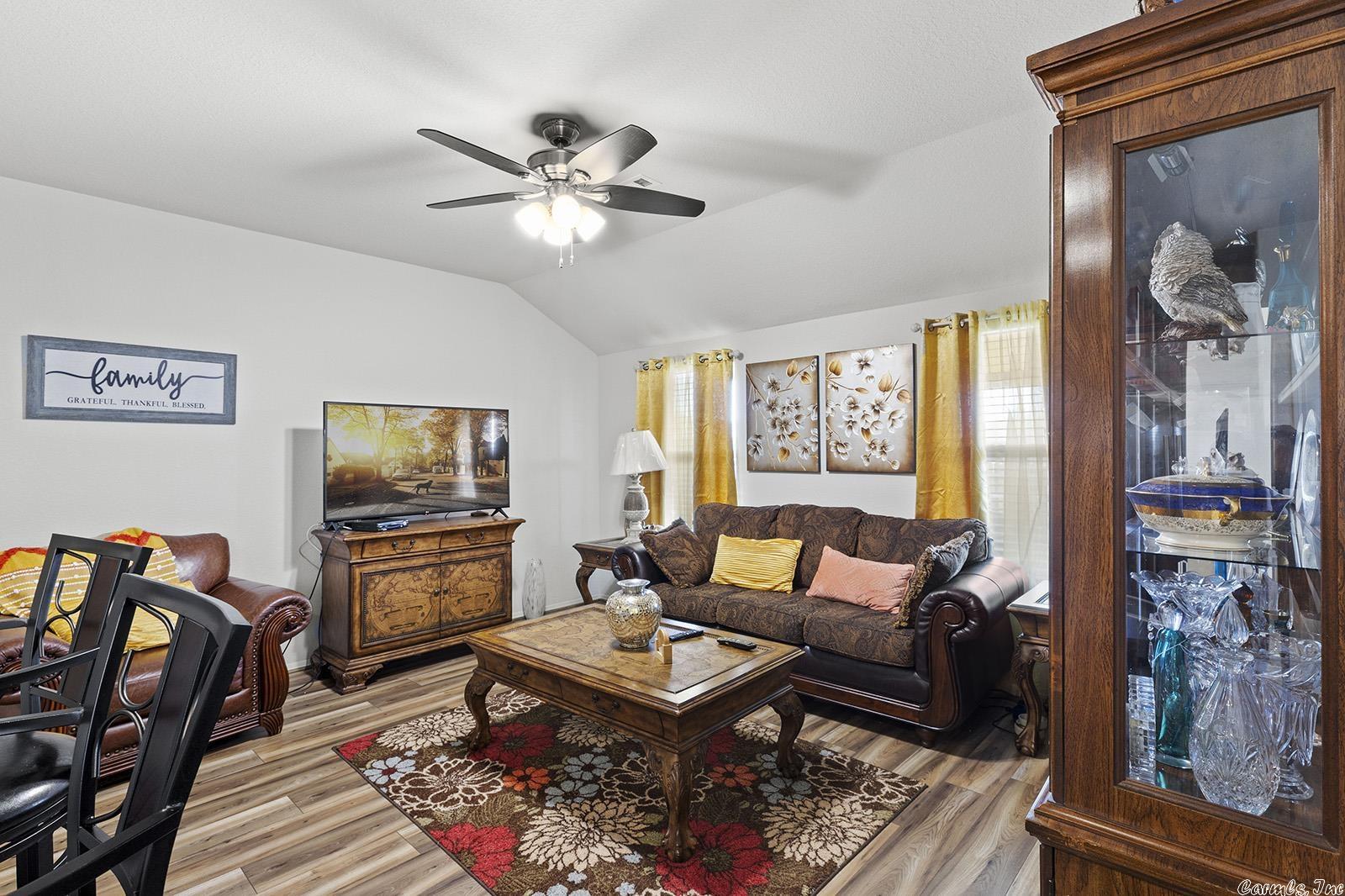 TRAMMEL ESTATES - Residential