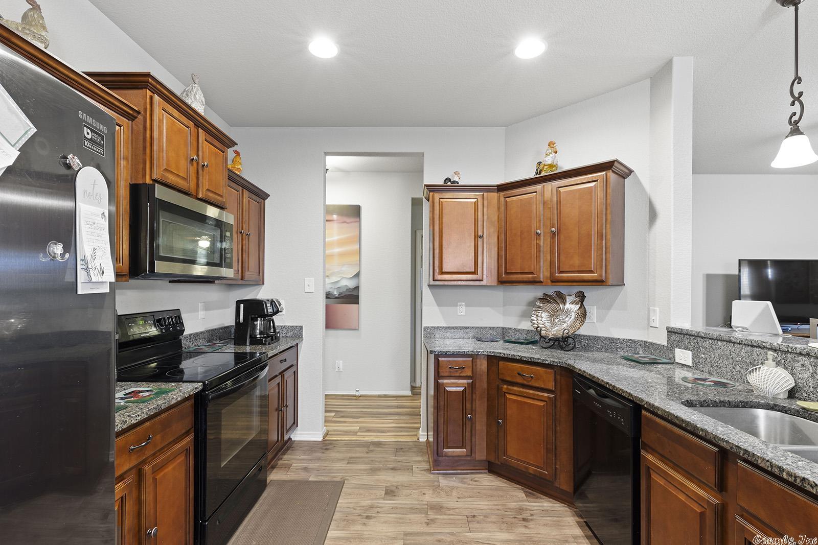 TRAMMEL ESTATES - Residential