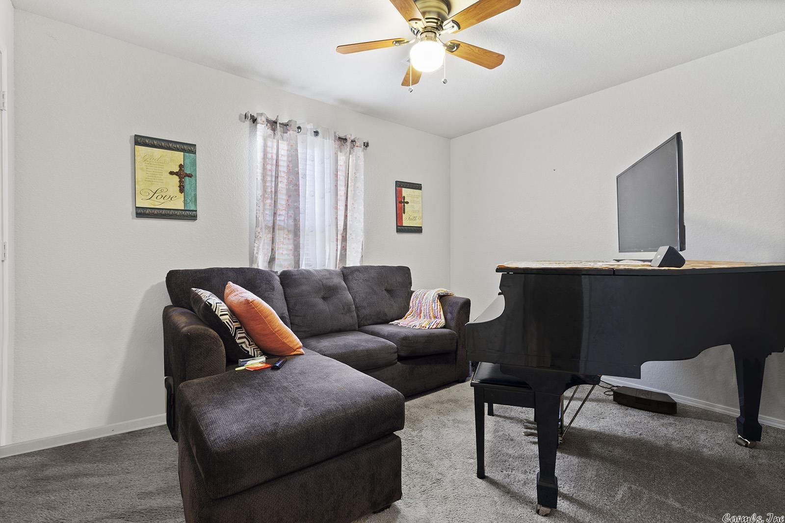 TRAMMEL ESTATES - Residential