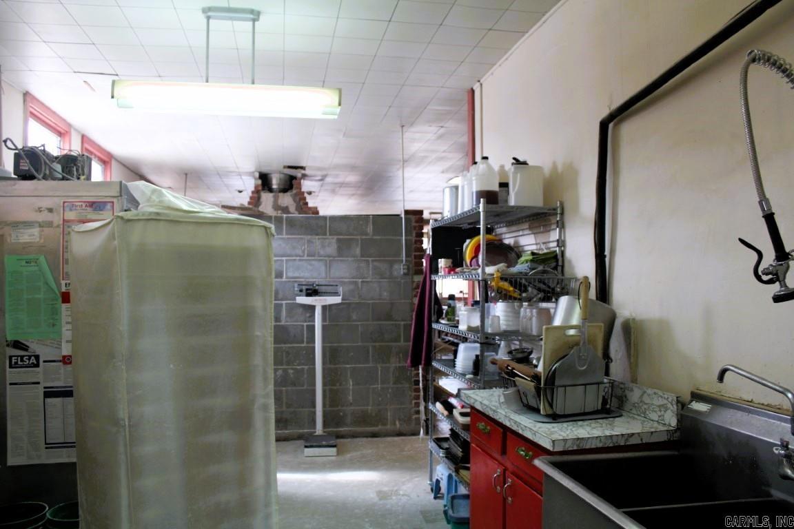 Metes & Bounds - Commercial Sale