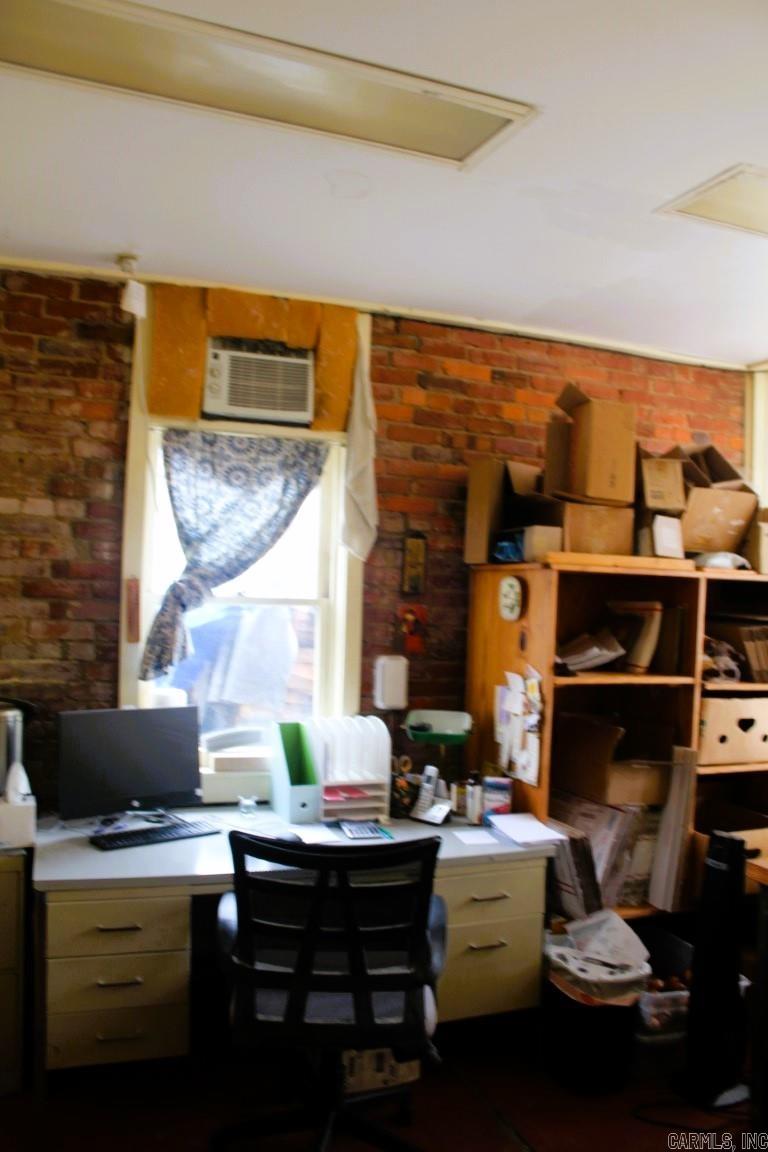 Metes & Bounds - Commercial Sale