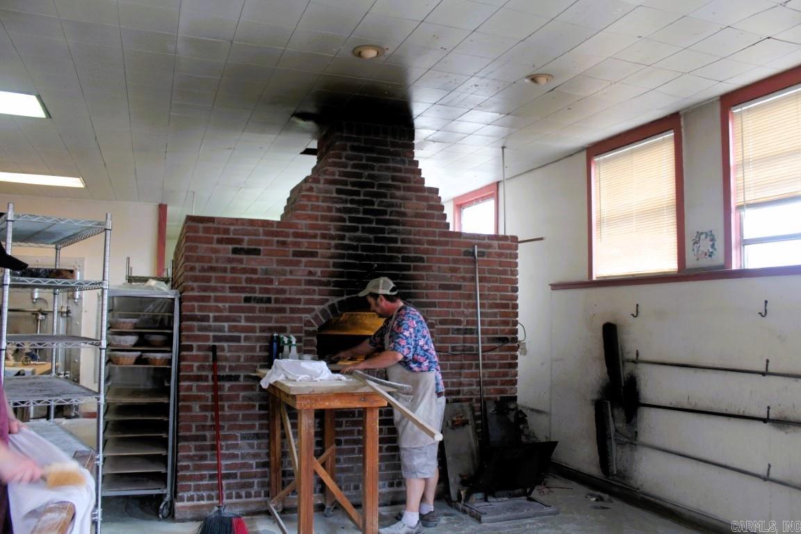 Metes & Bounds - Commercial Sale