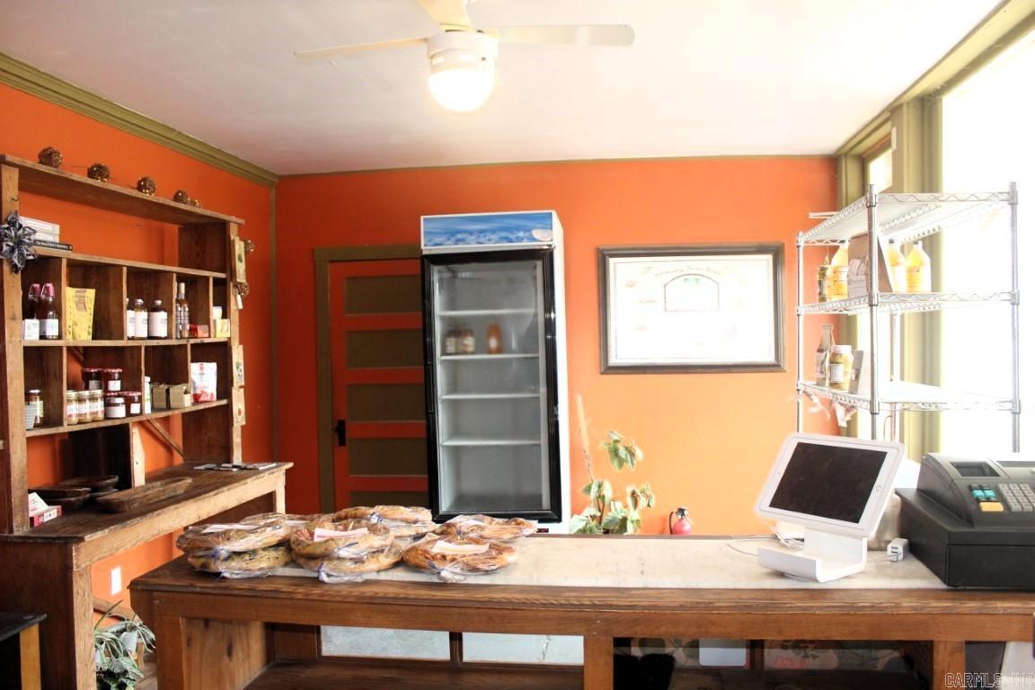 Metes & Bounds - Commercial Sale