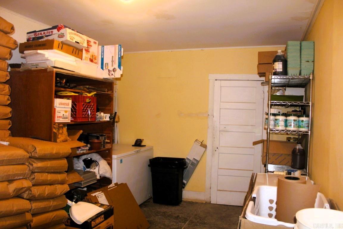 Metes & Bounds - Commercial Sale