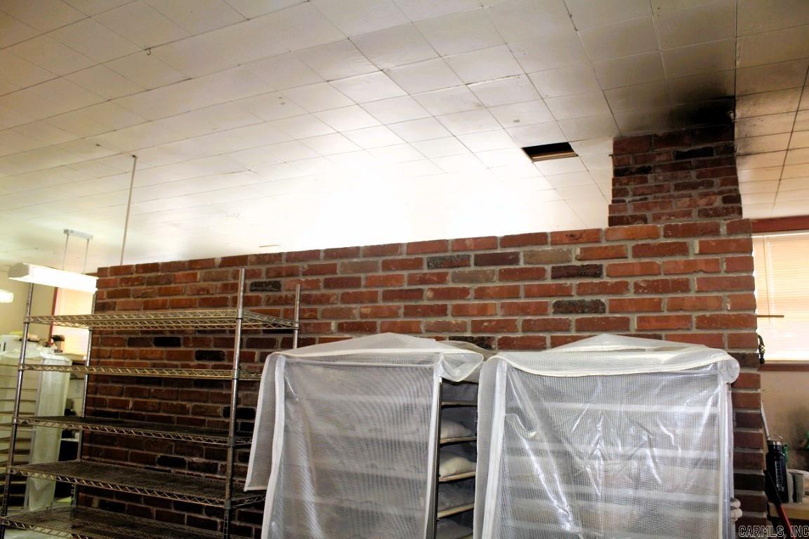 Metes & Bounds - Commercial Sale