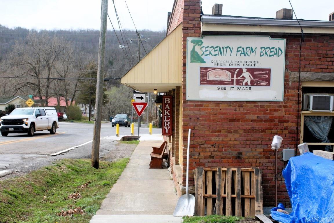 Metes & Bounds - Commercial Sale