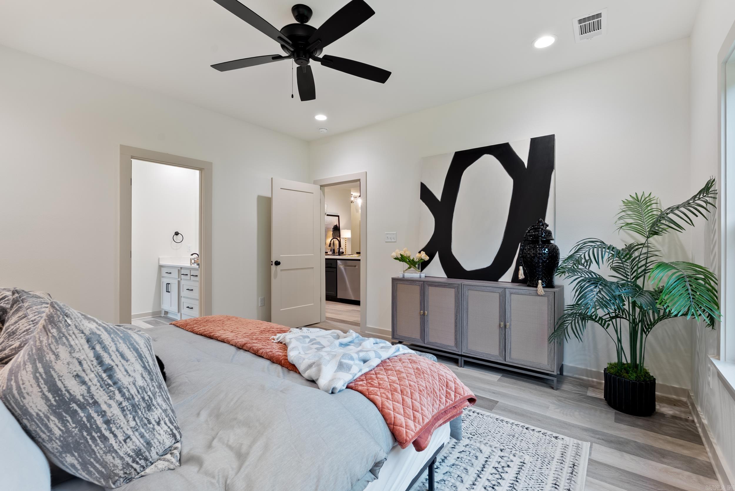 LEWIS COVE - Residential