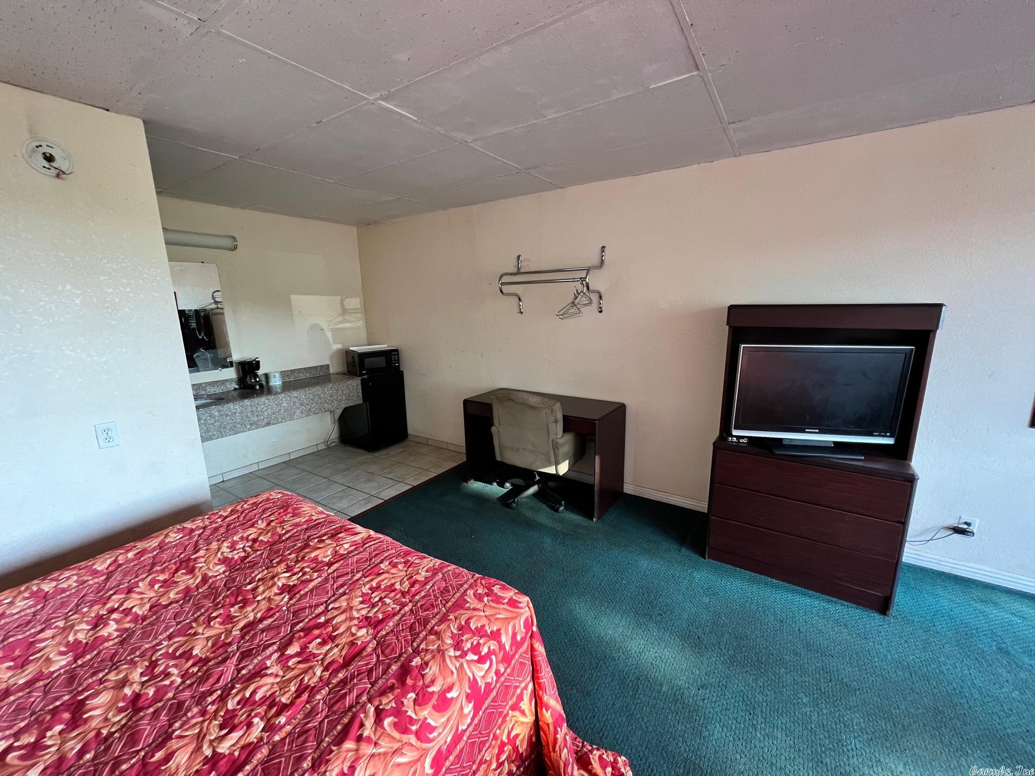 Martin Heights - Commercial Sale