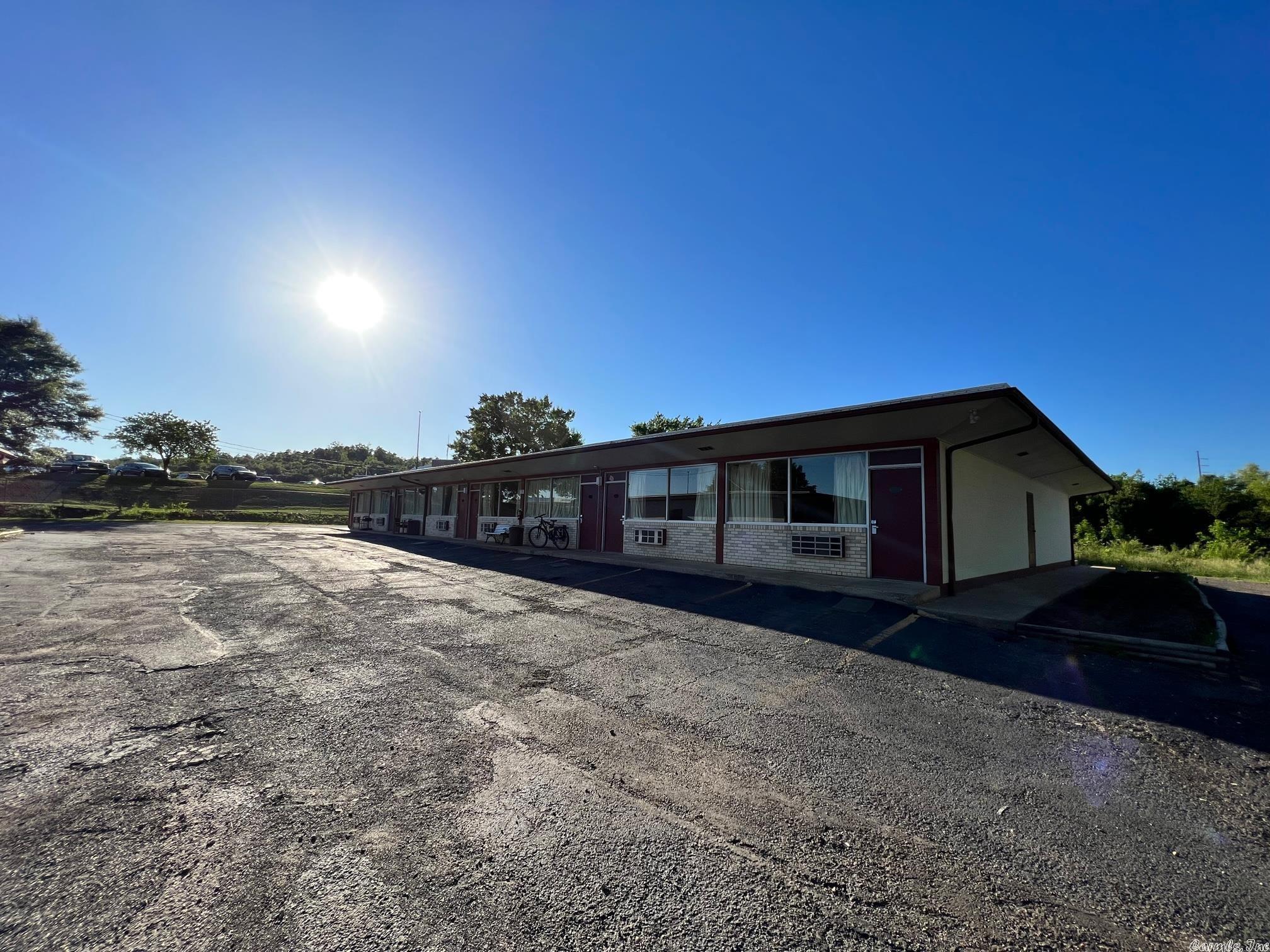 Martin Heights - Commercial Sale