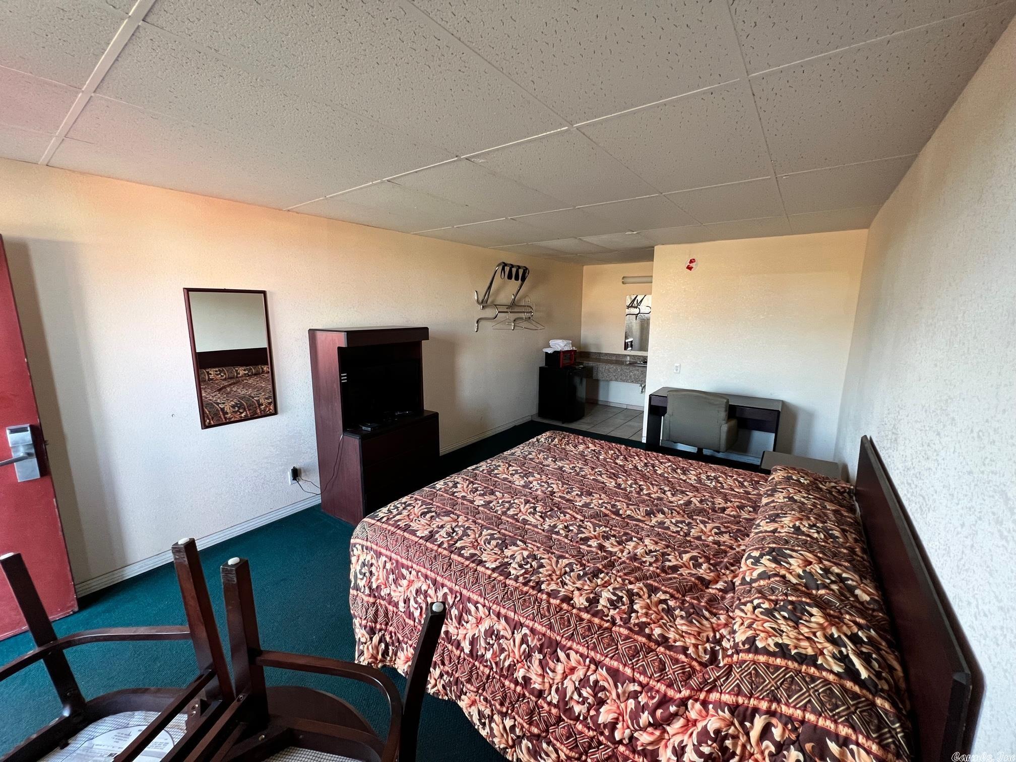 Martin Heights - Commercial Sale