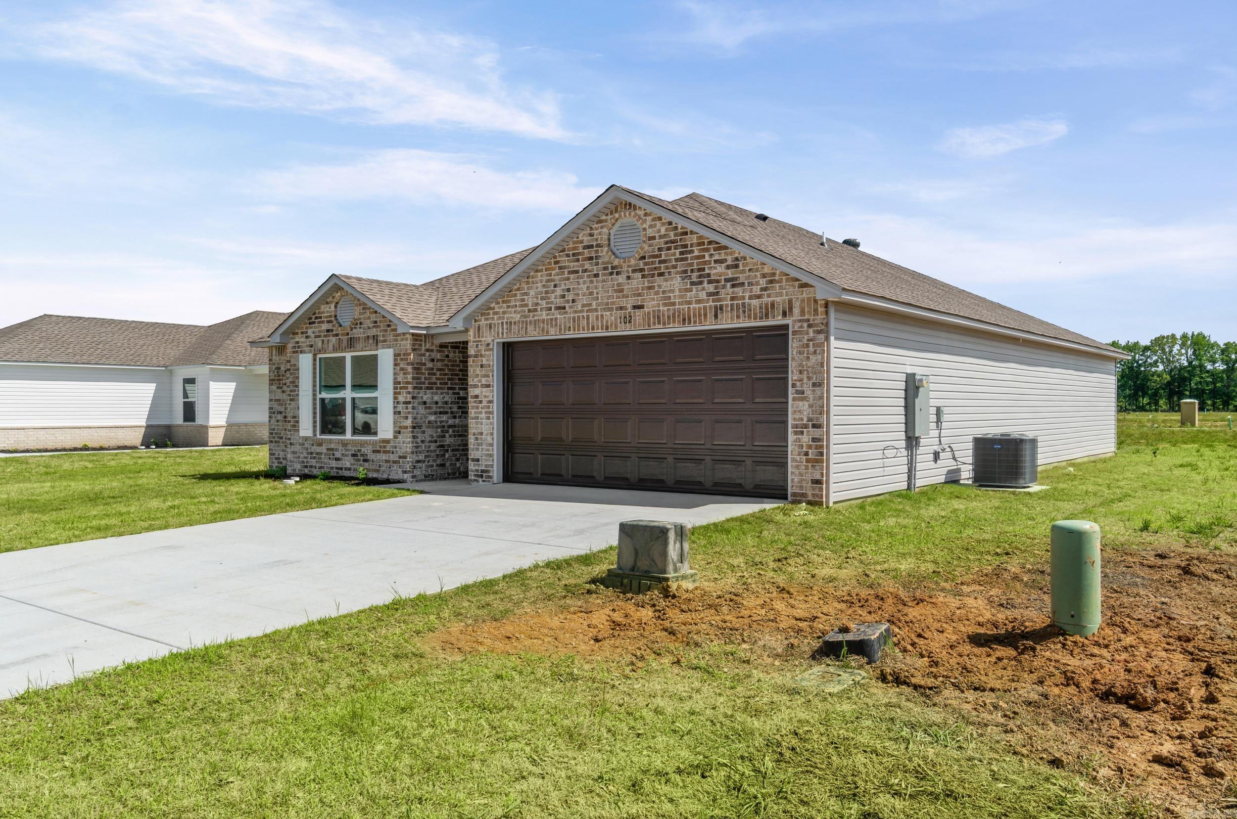 SOUTHFORK RANCH S/D PH I - Residential