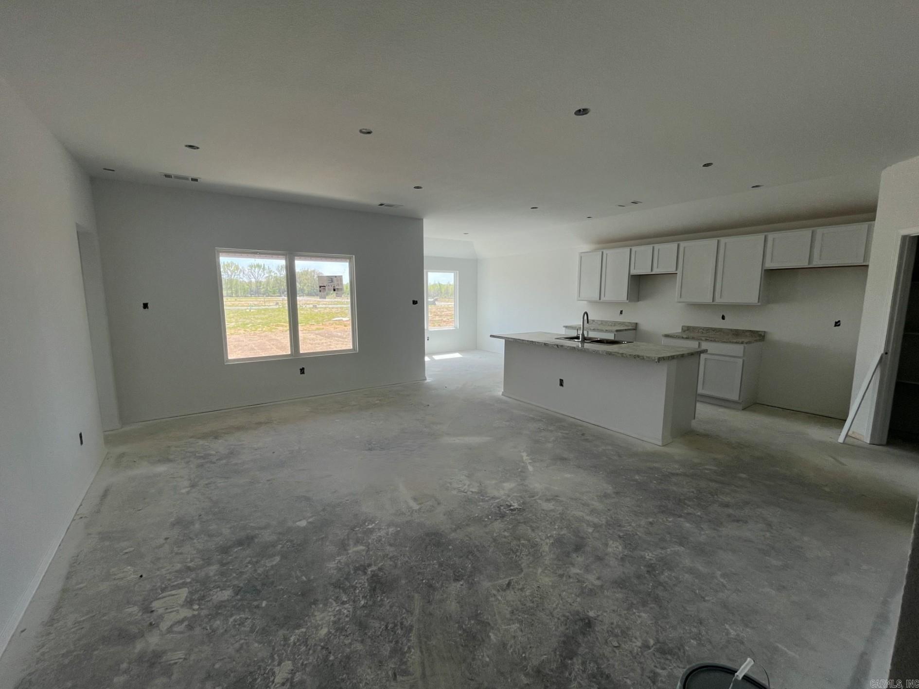 SOUTHFORK RANCH S/D PH I - Residential