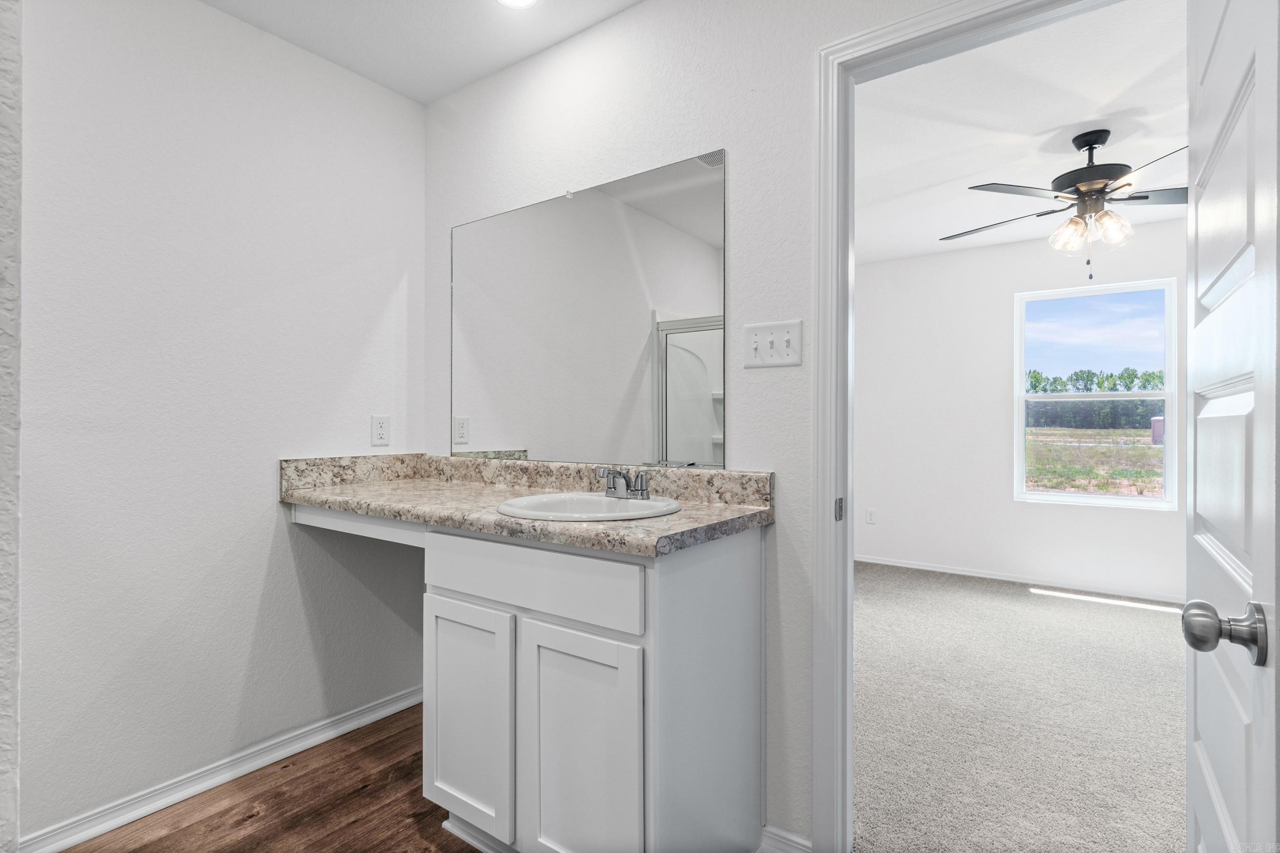 SOUTHFORK RANCH S/D PH I - Residential