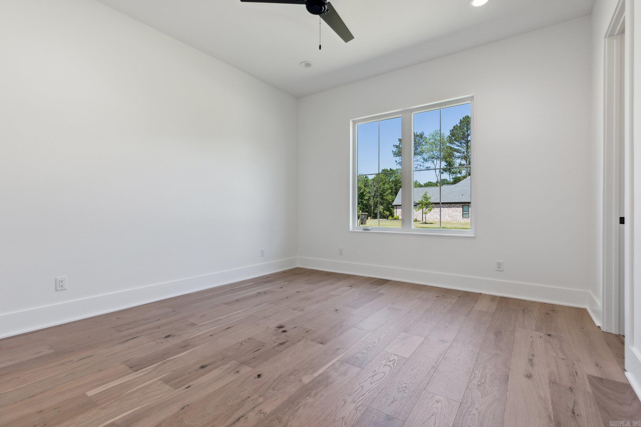 HAZEL OAK - Residential