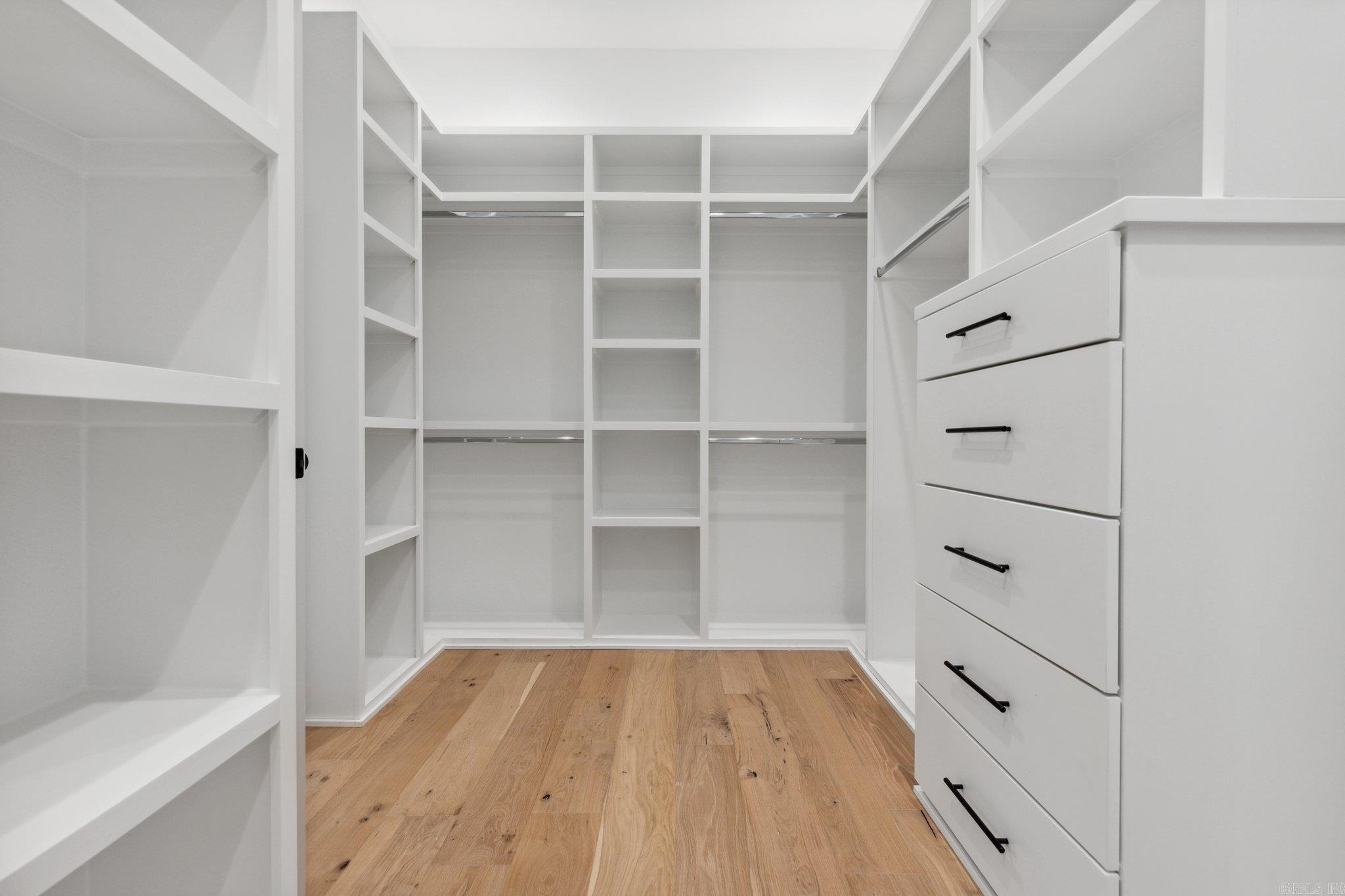 HAZEL OAK - Residential