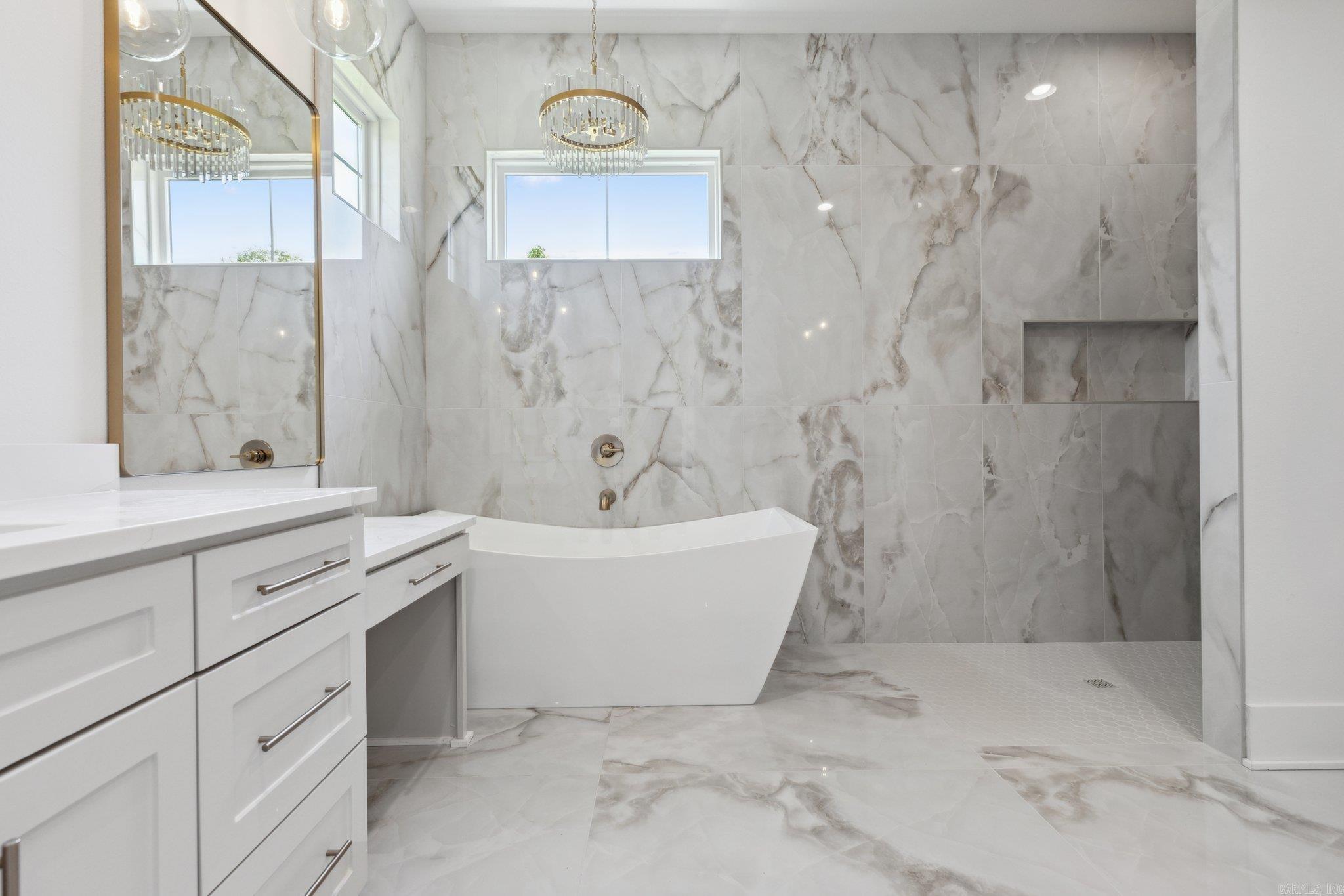 HAZEL OAK - Residential