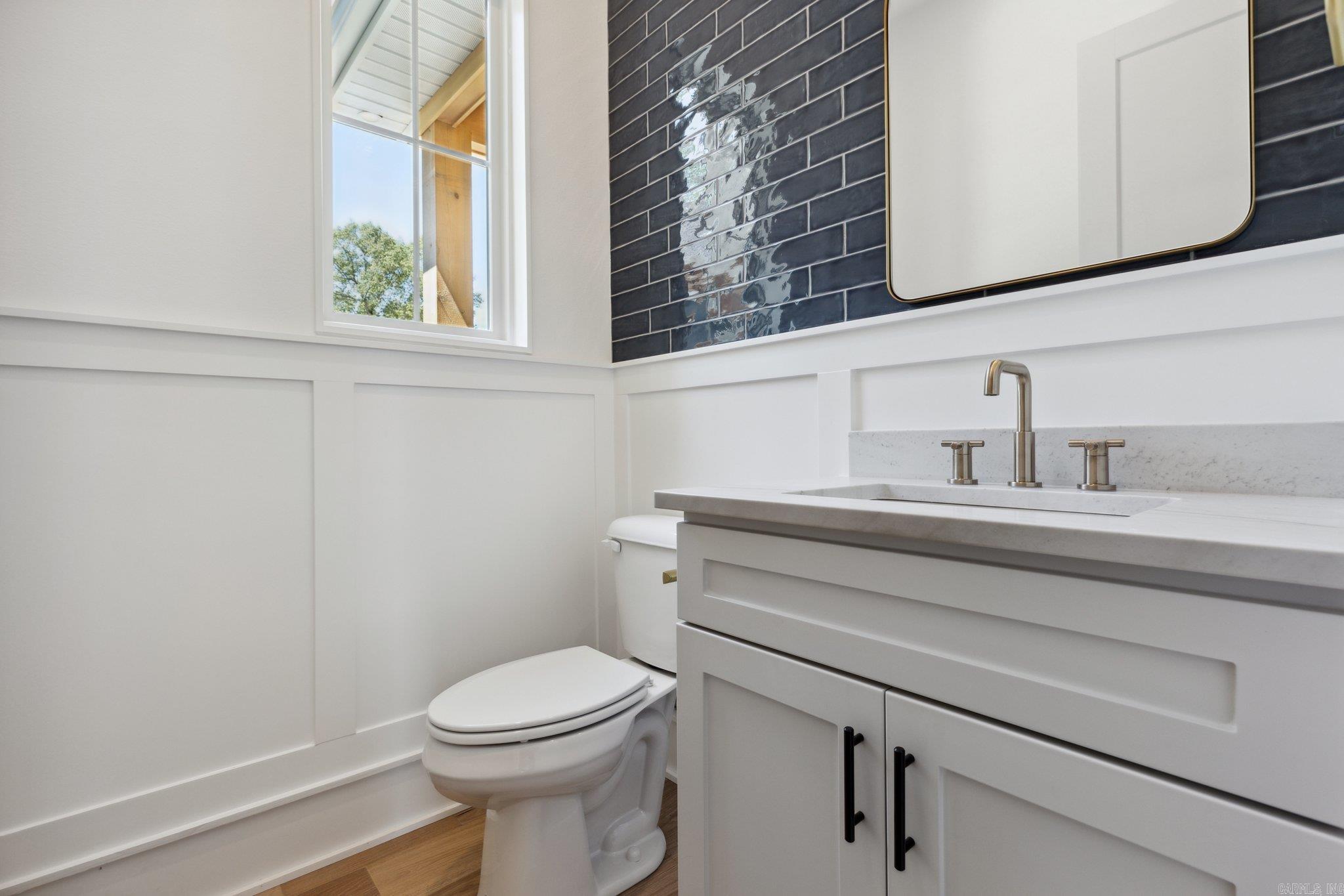 HAZEL OAK - Residential