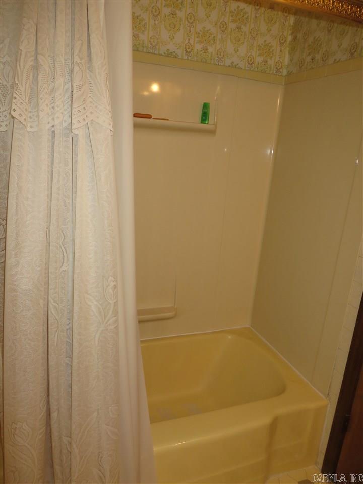 OAKHURST - Residential