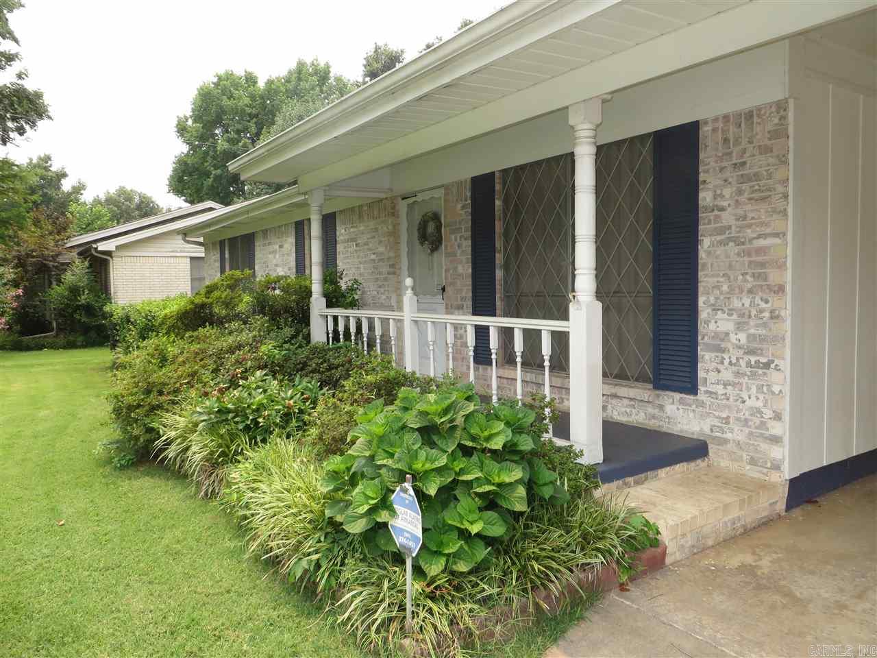 OAKHURST - Residential