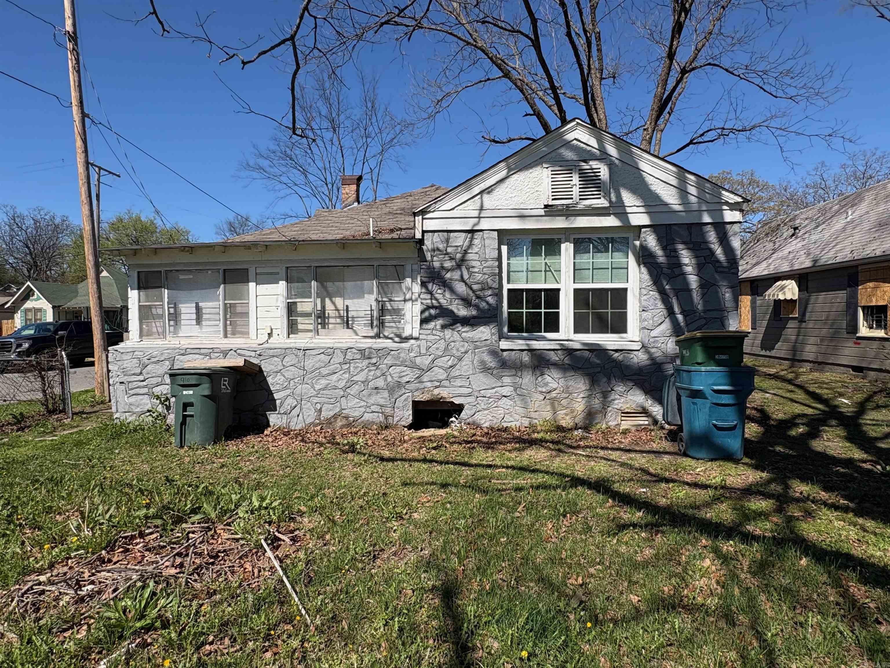 RIFFEL & RHOTEN - Residential