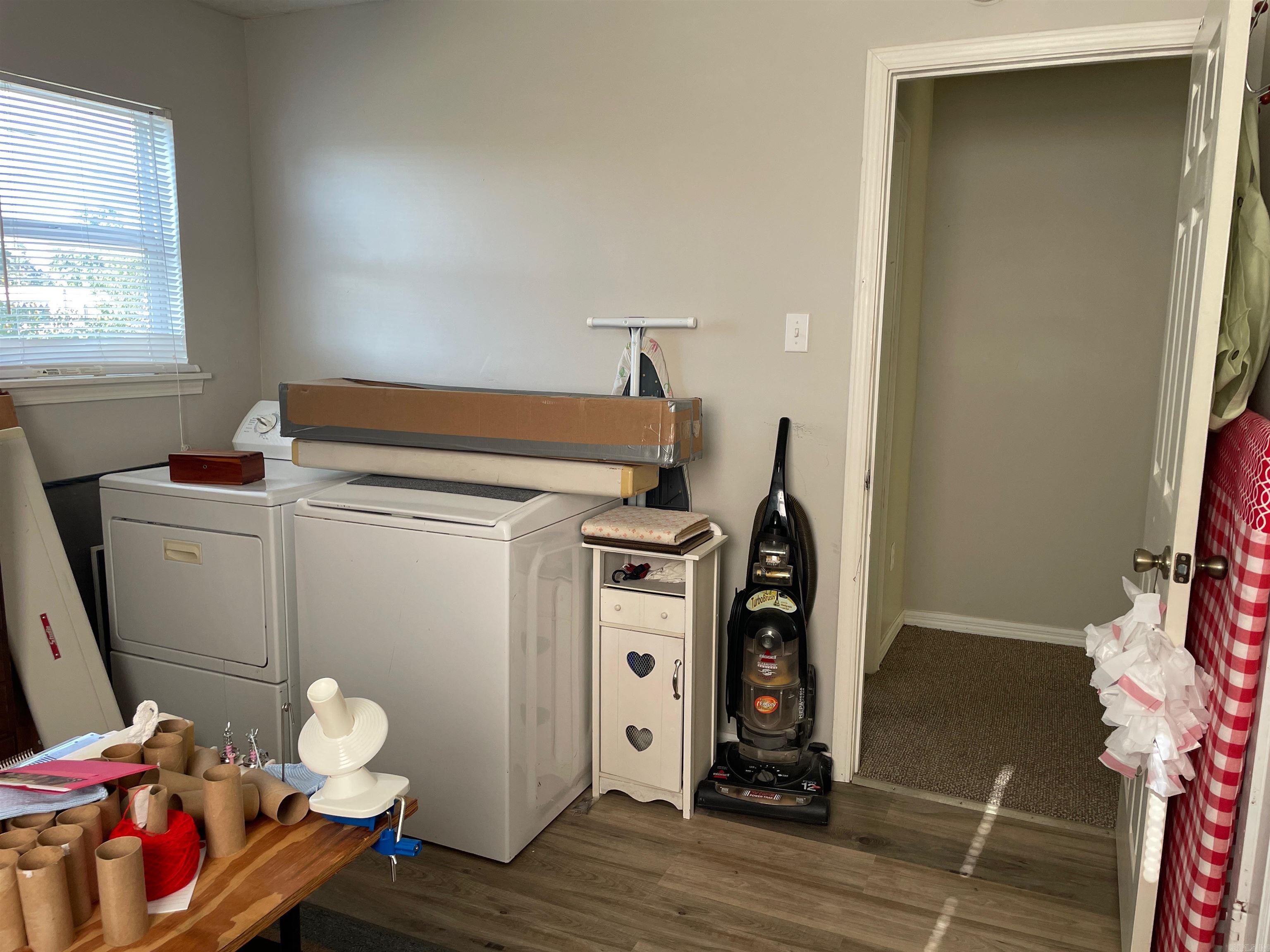 TEMPLES 3RD - Residential