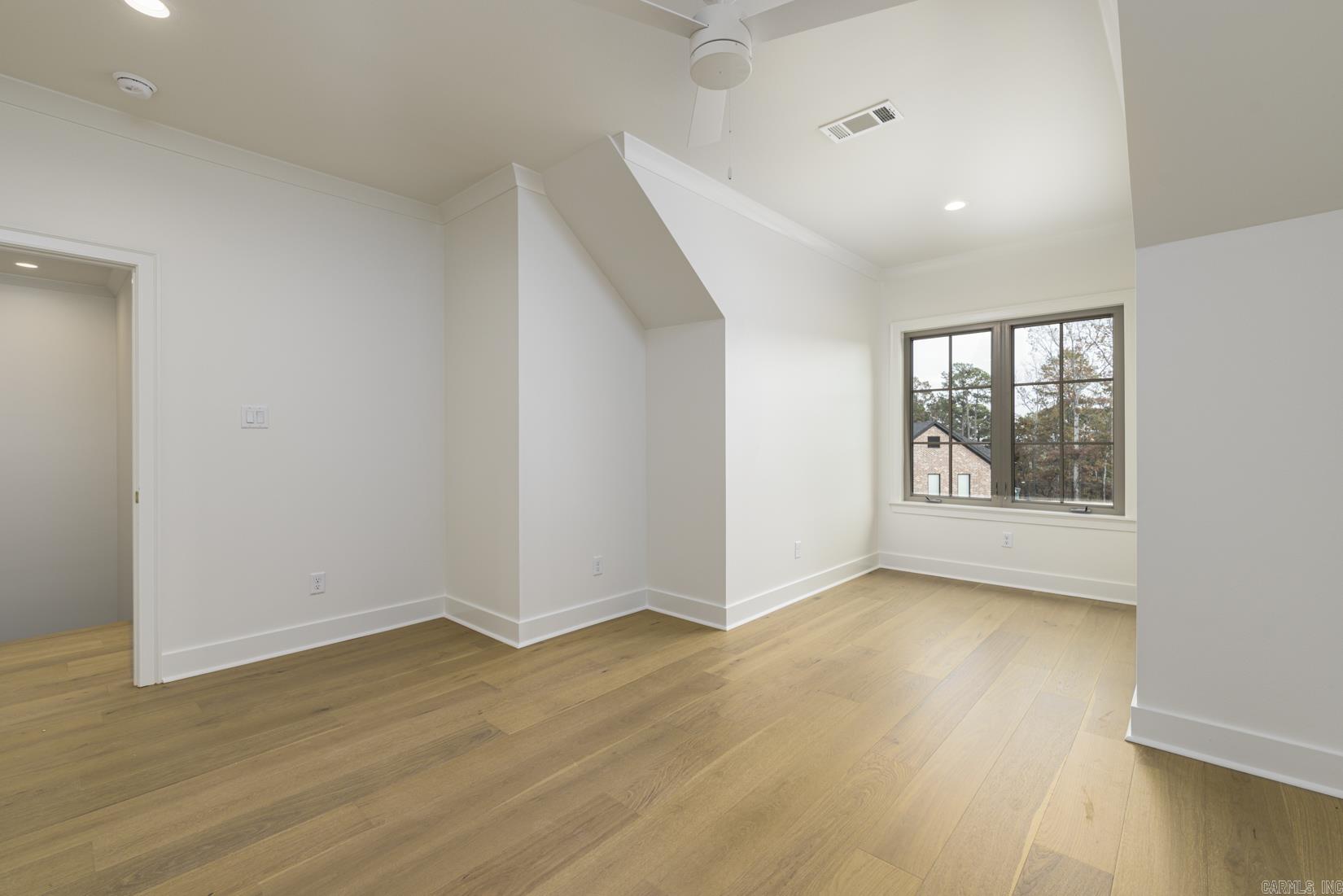 CHENAL VALLEY "FALSTONE COURT" - Residential