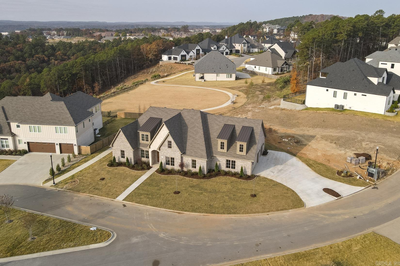 CHENAL VALLEY "FALSTONE COURT" - Residential