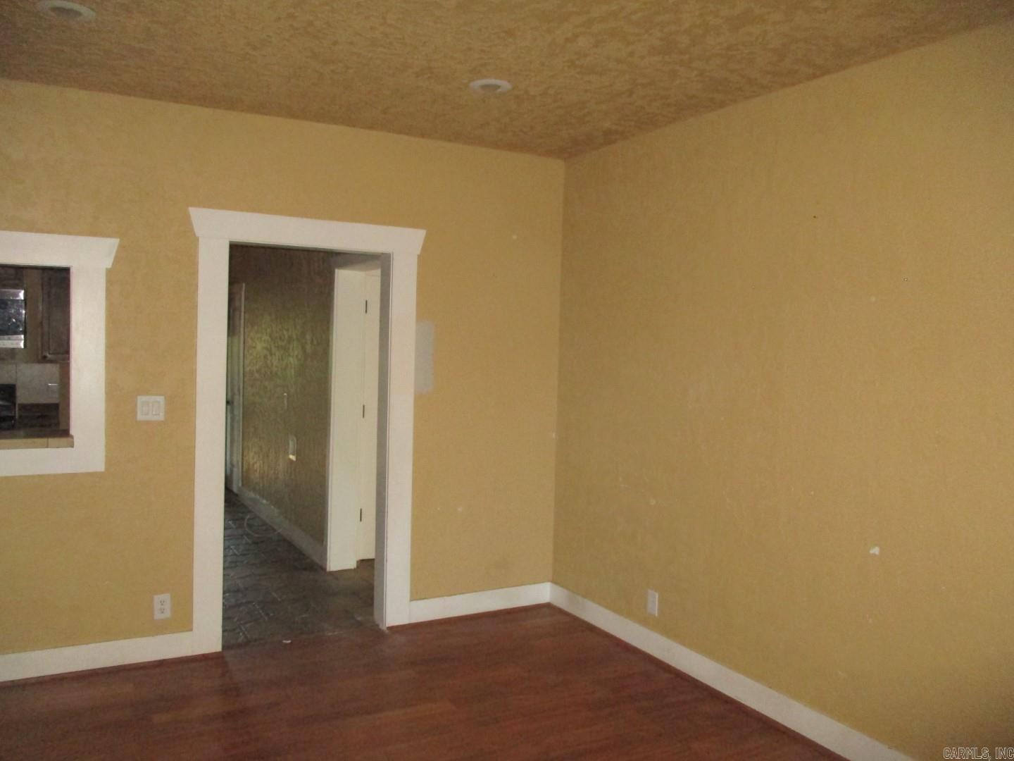 Morrison & Belding - Residential