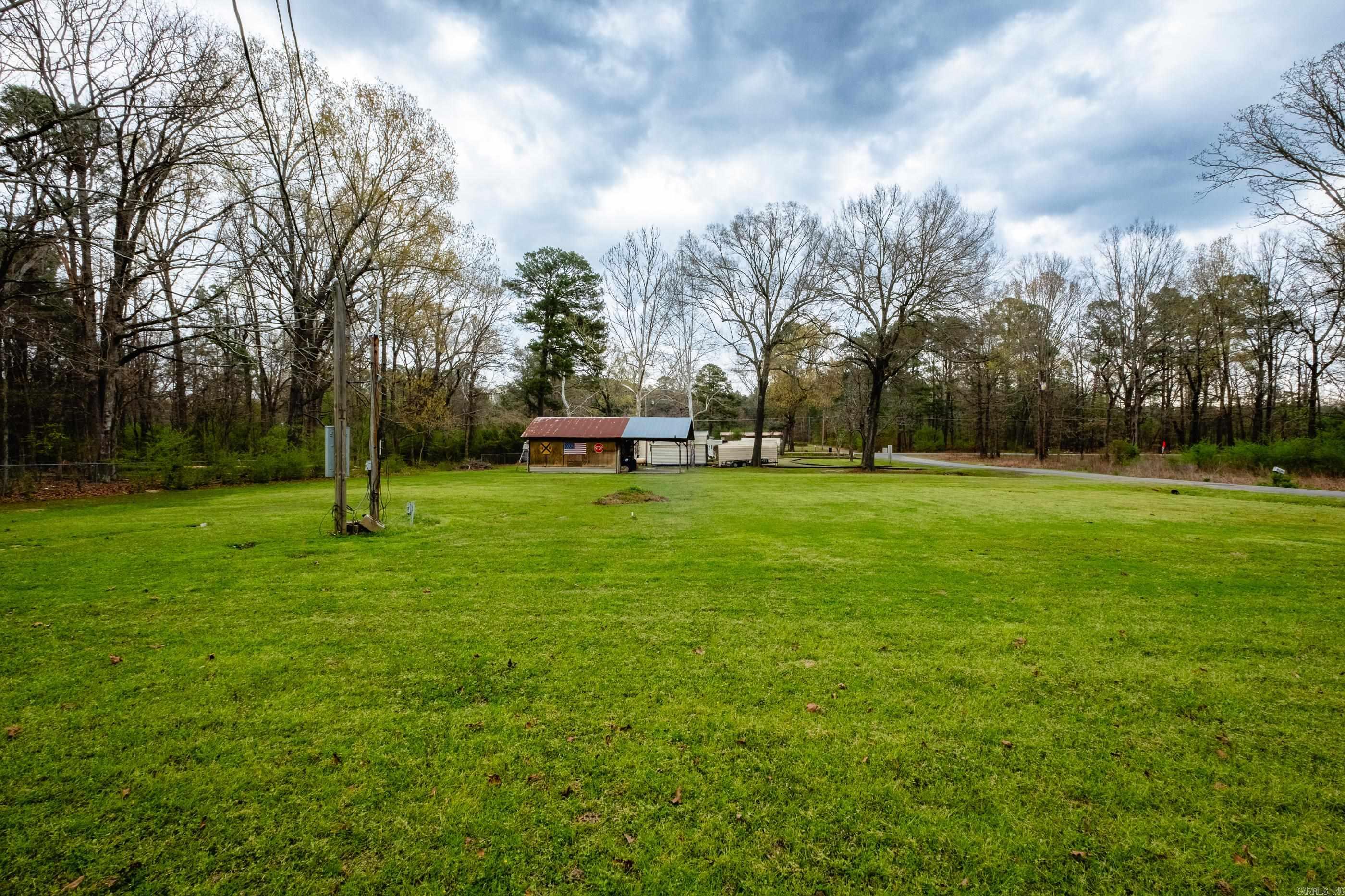 FORREST OAKS - Residential