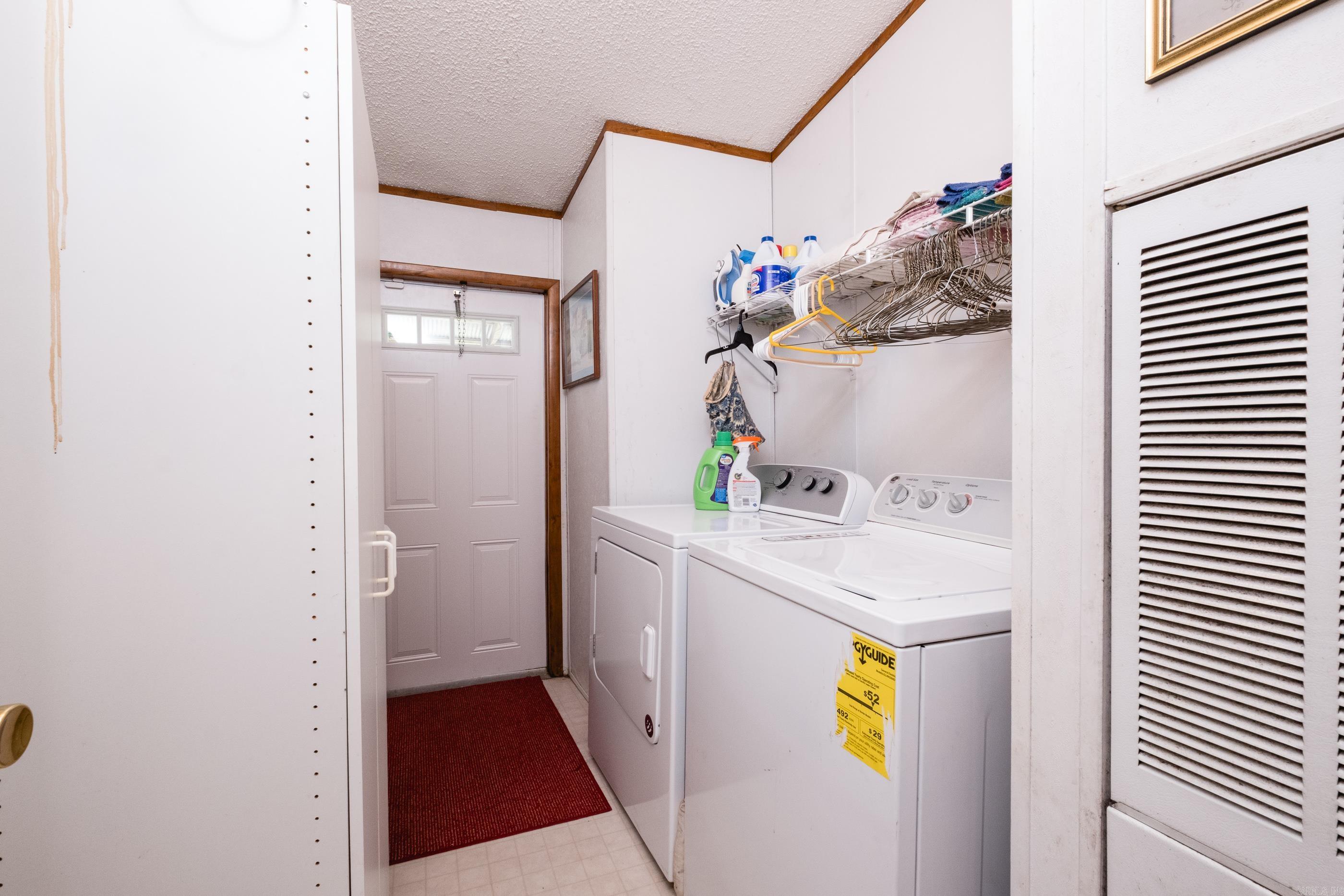 FORREST OAKS - Residential