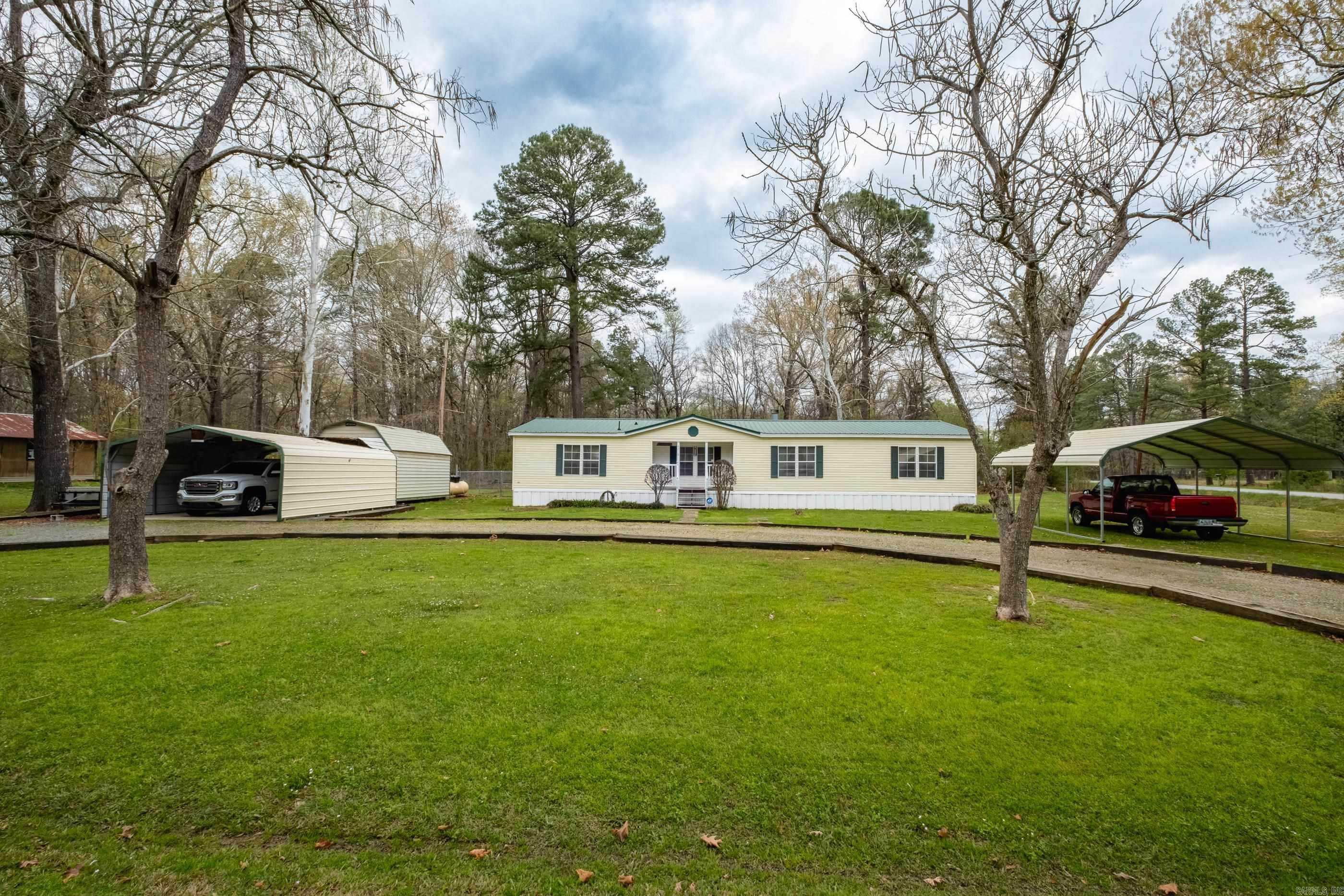 FORREST OAKS - Residential