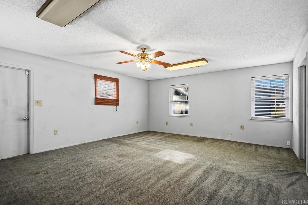 PARK HILL - Residential