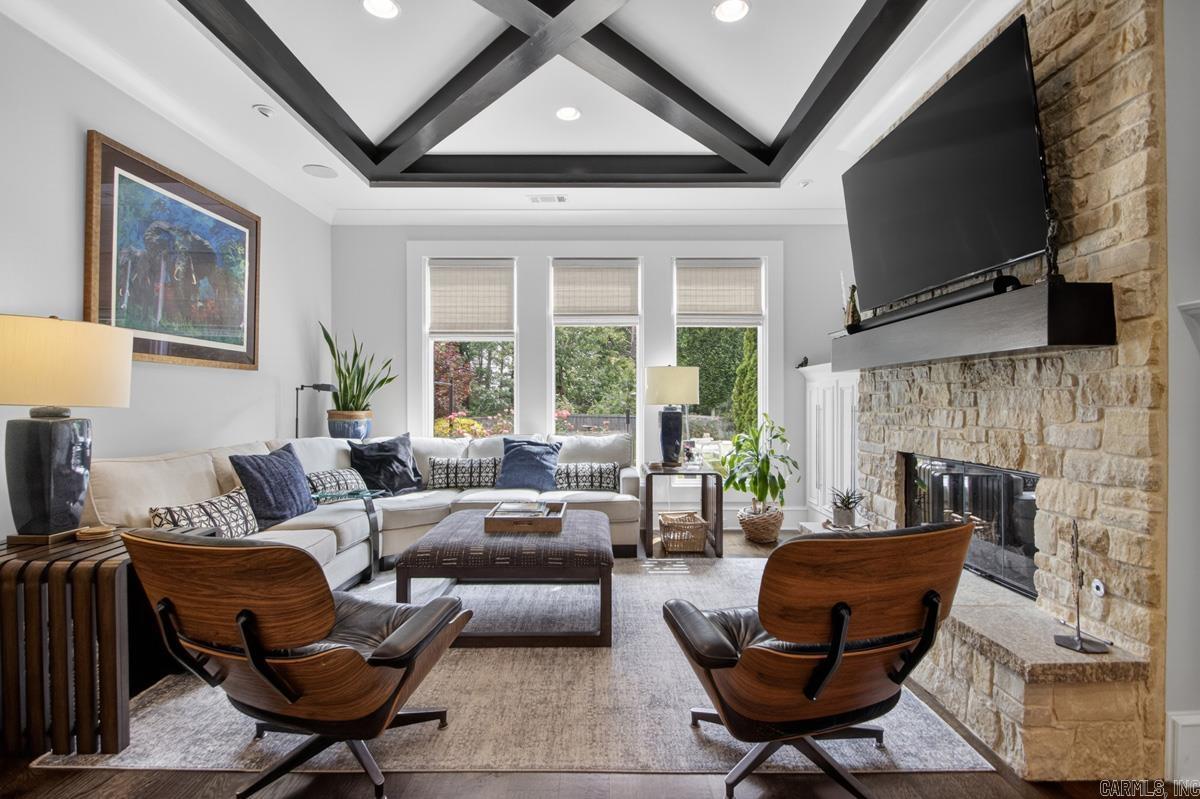 CHENAL VALLEY SEZANNE COURT - Residential