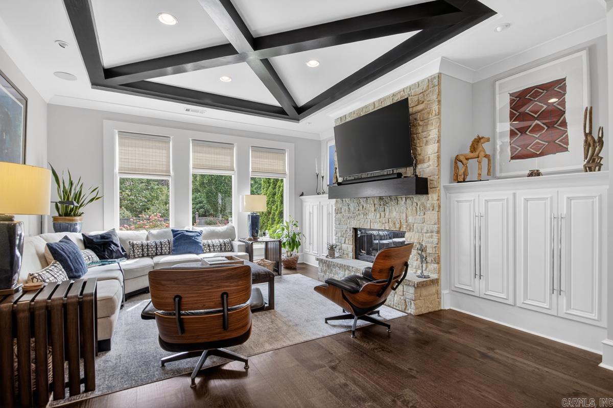 CHENAL VALLEY SEZANNE COURT - Residential