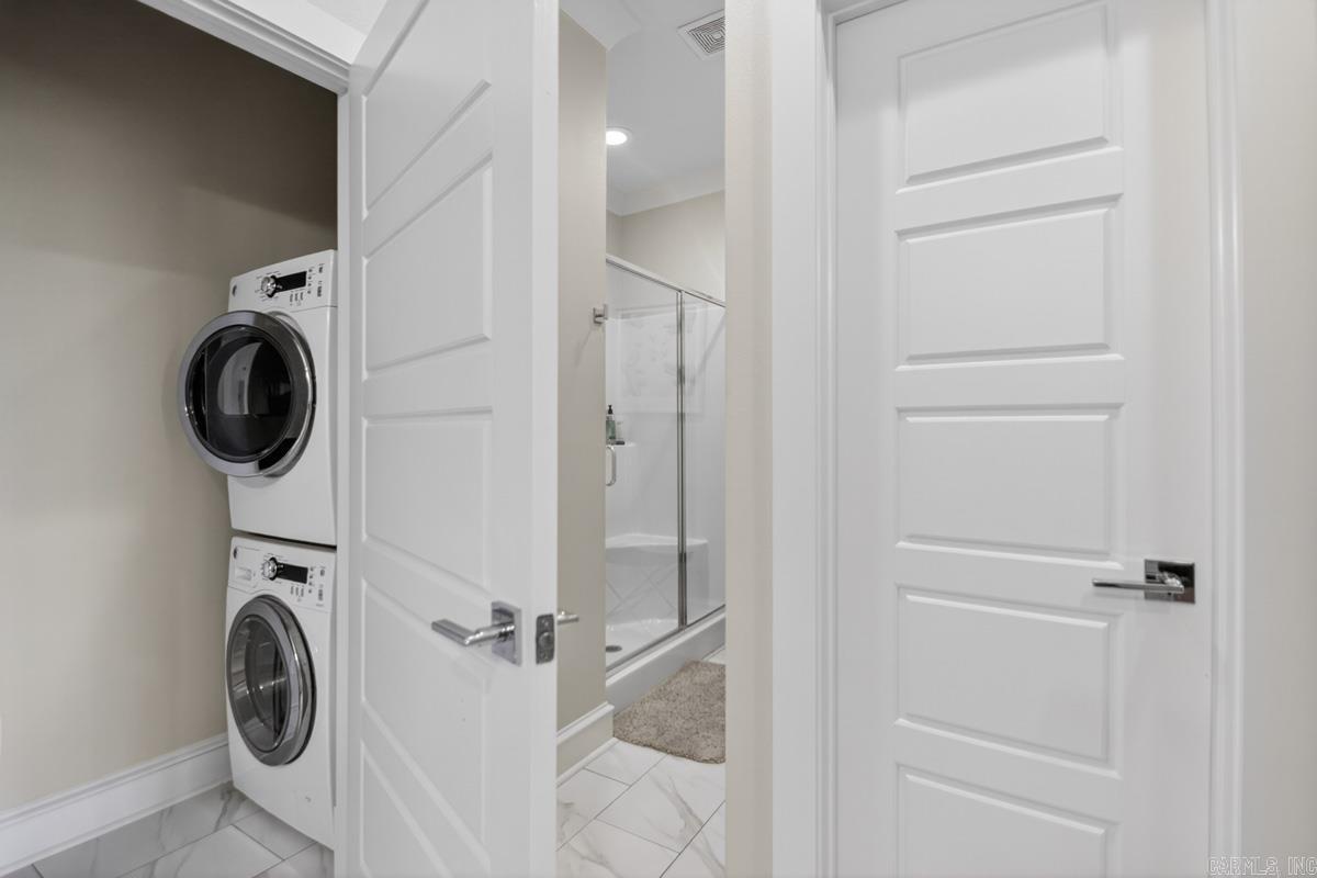 CHENAL VALLEY SEZANNE COURT - Residential